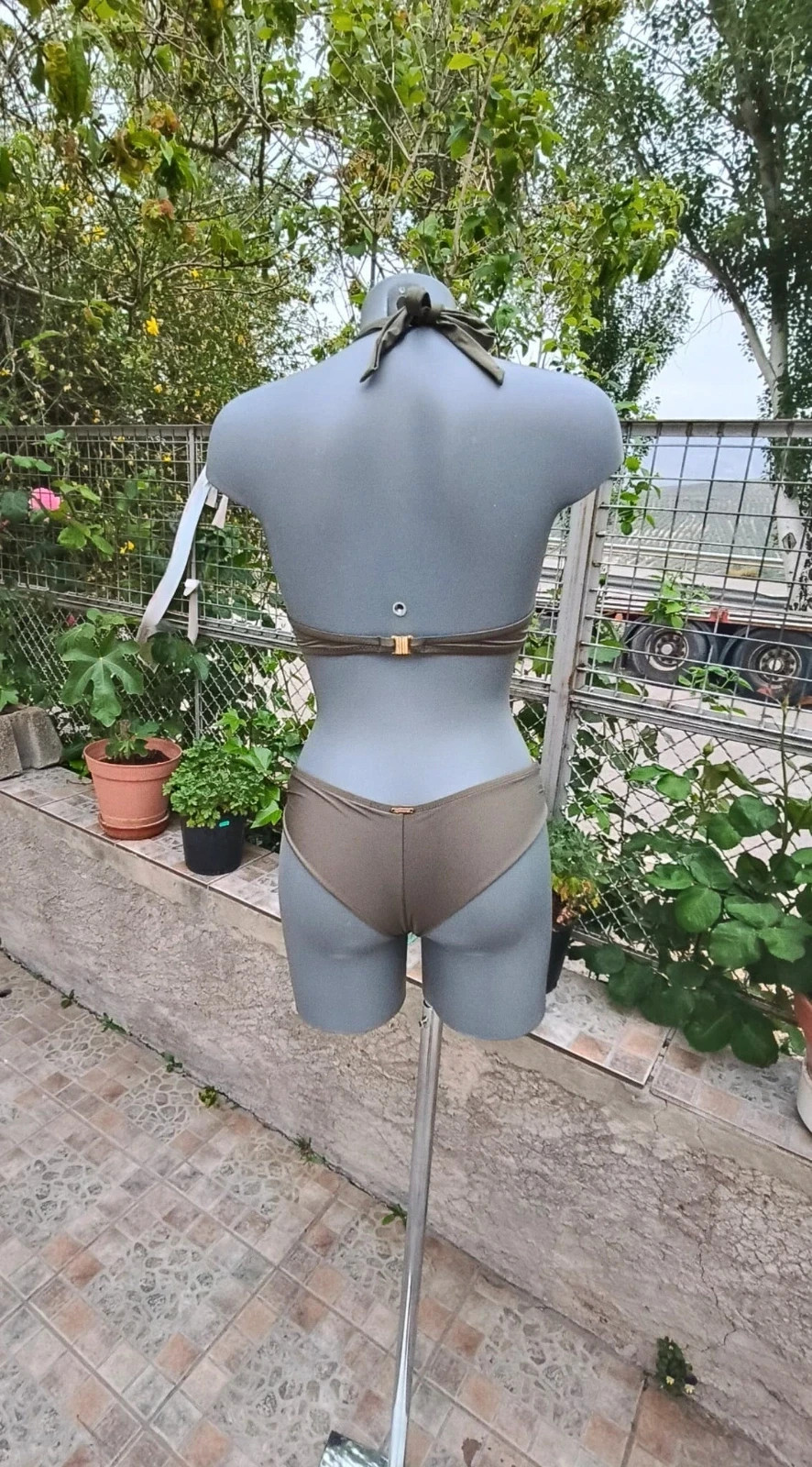 Bikini Elegante Verde Oliva – Efecto Satinado 🌈 – La Boutique – taille S / 36 / 8 4