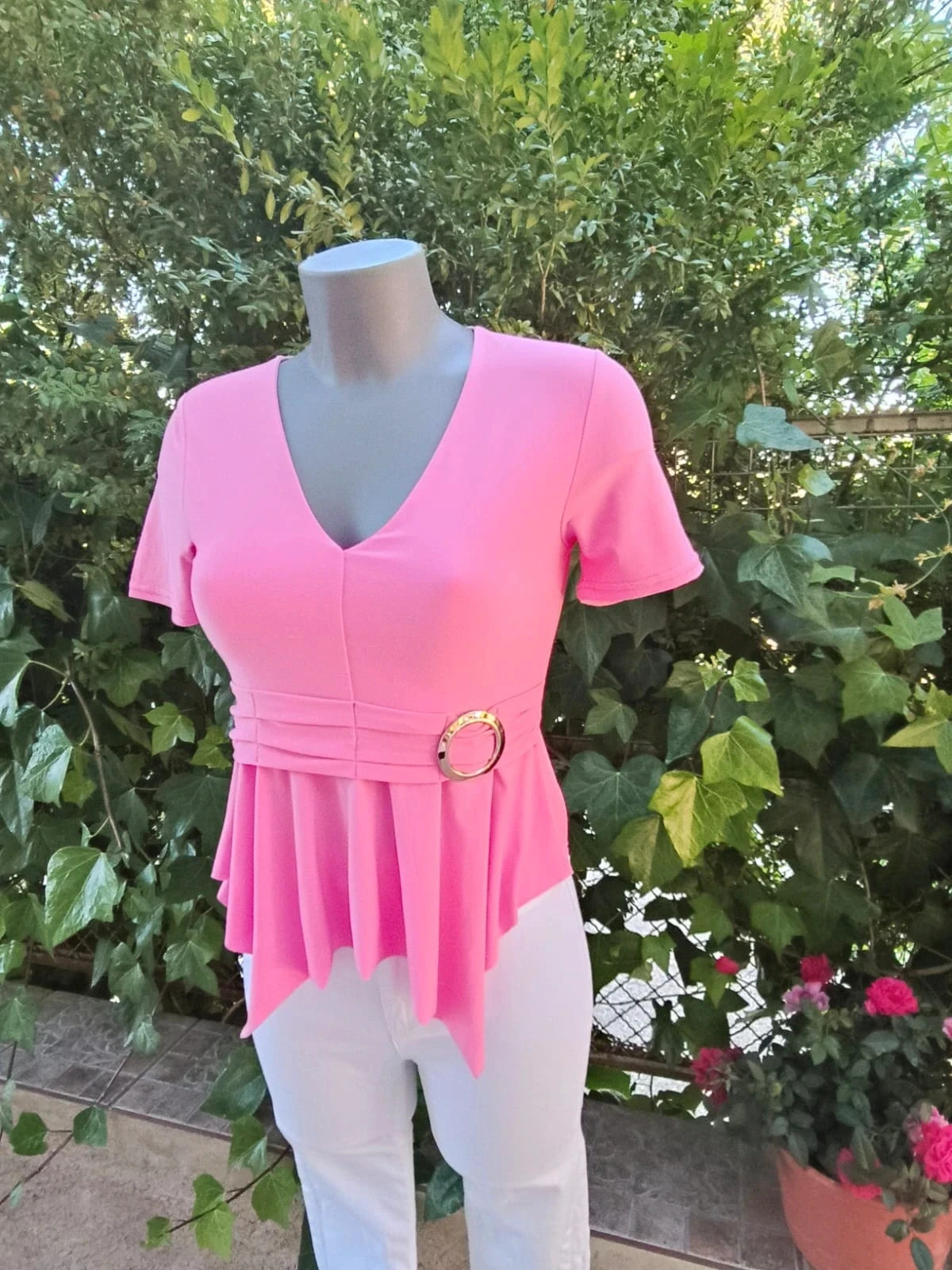 Top Elástico Rosa Chicle con Hebilla Dorada y Volante (Peplum) – New Fashion – taille S / 36 / 8 3