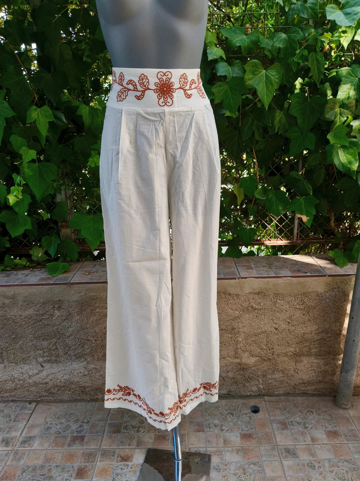 Pantalón ancho boho bordado Armonías 🌈
