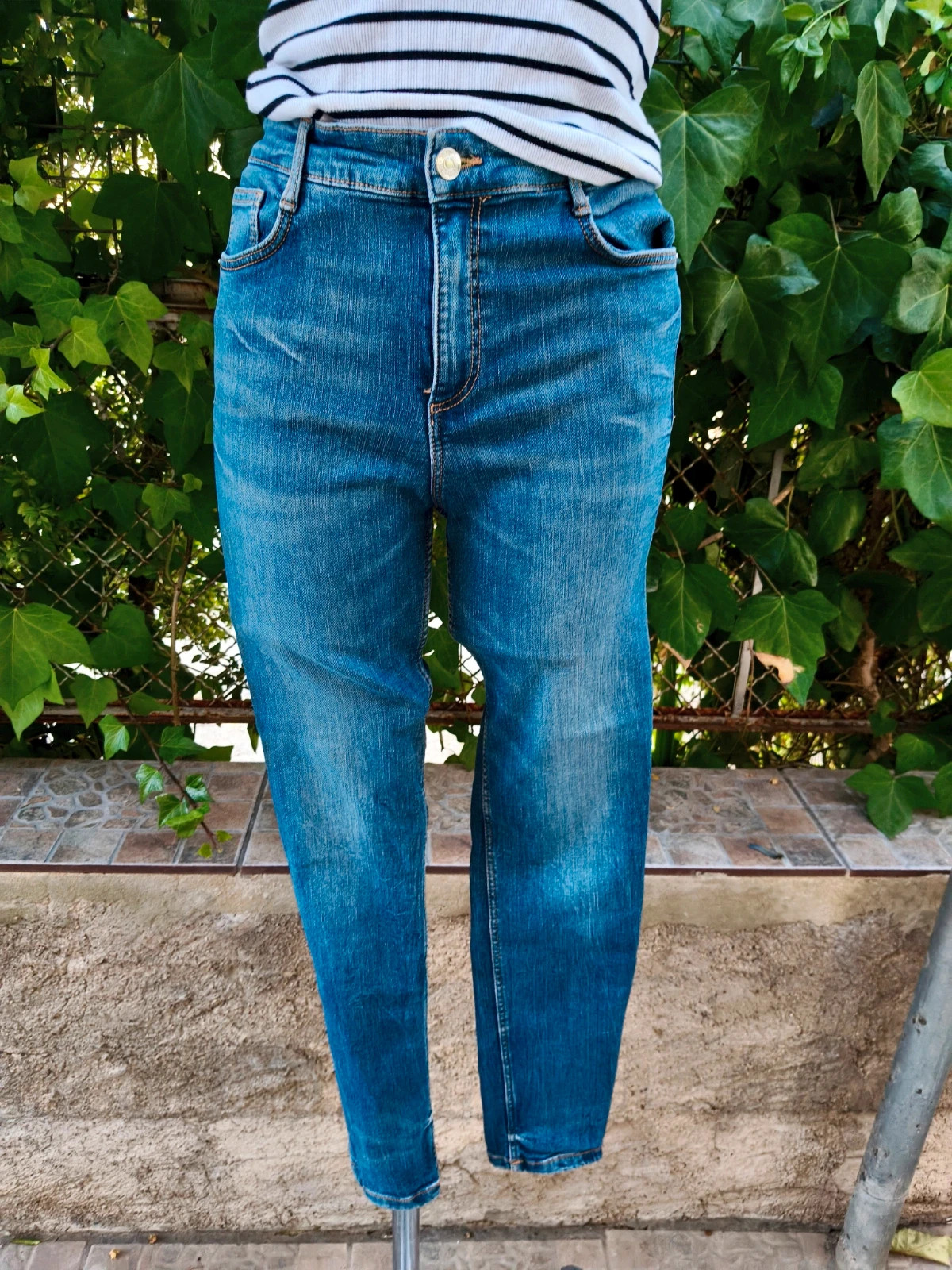 Vaqueros pitillo Zara azul medio talla L (40) 👖 – Zara – taille L / 40 / 12 3