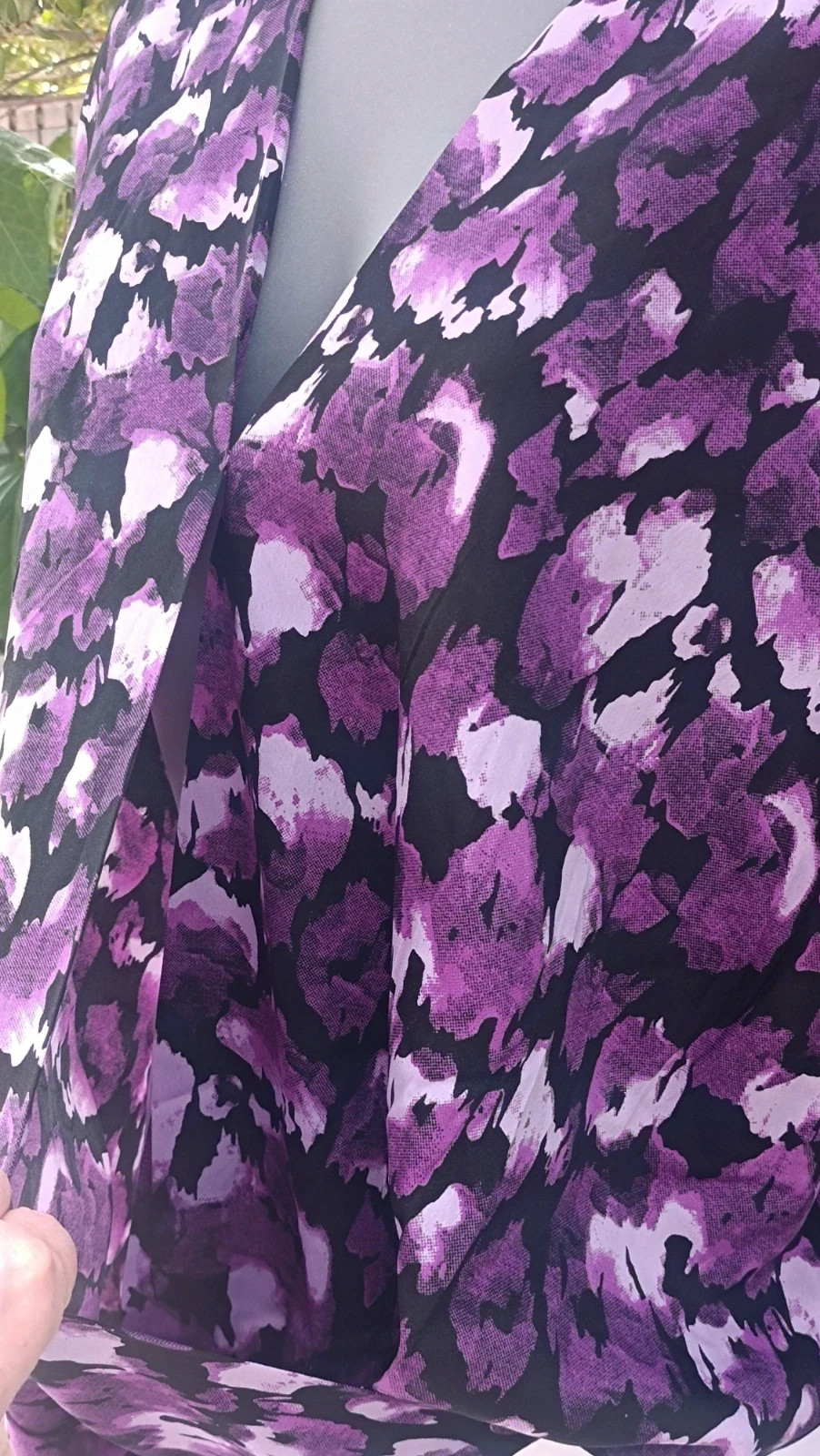 Blusa Cruzada Bodyflirt - Estampado Floral Abstracto Púrpura 🟣 – Bodyflirt – taille XXXL / 46 / 18 4
