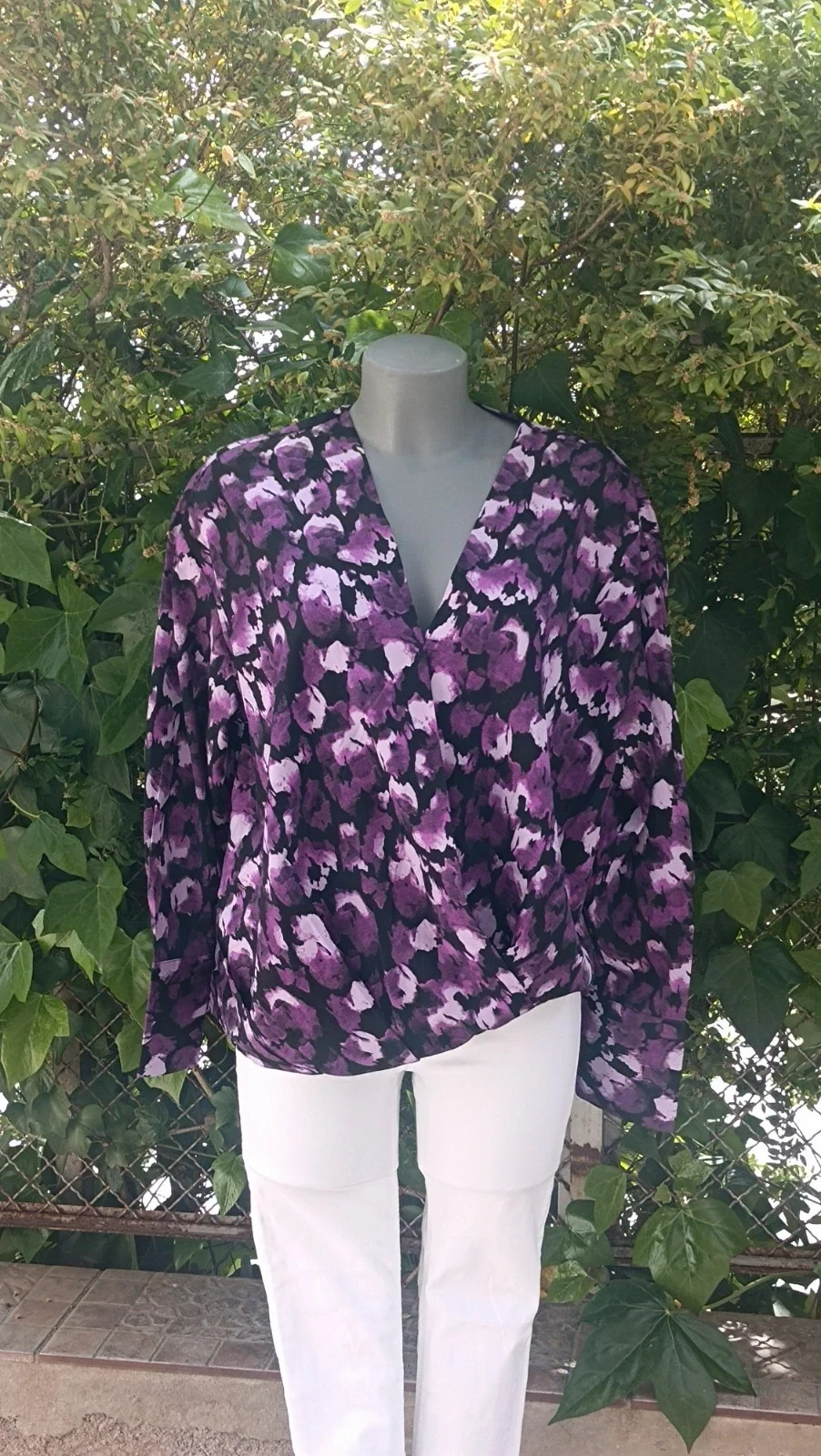 Blusa Cruzada Bodyflirt - Estampado Floral Abstracto Púrpura 🟣