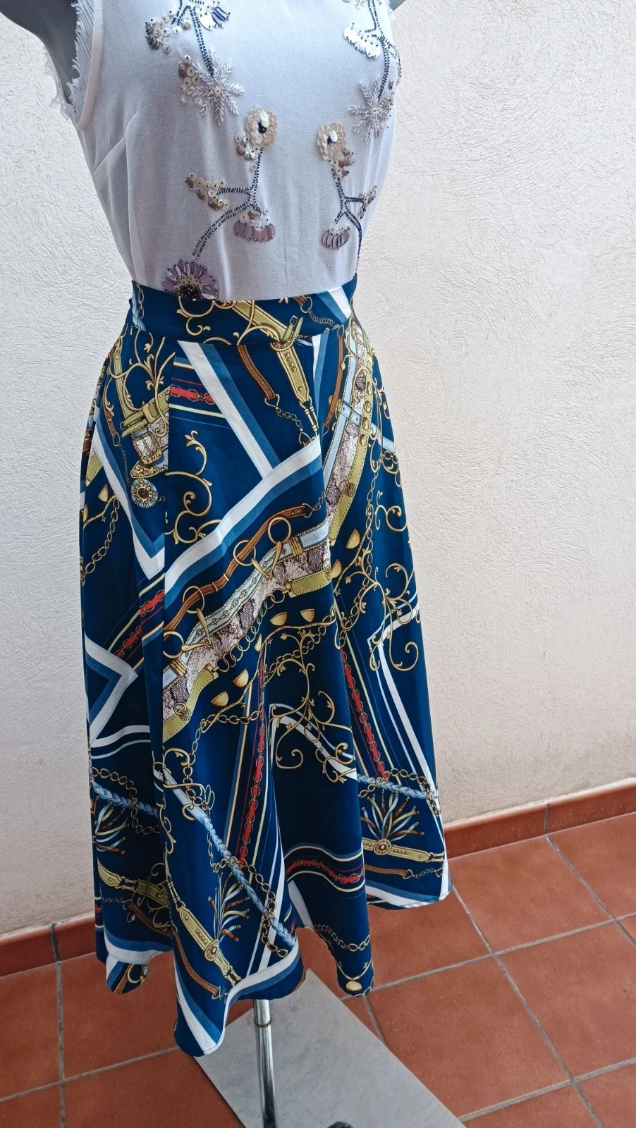 Falda Midi Estampada Cortefiel - Estilo Pañuelo 🌈 – Cortefiel – taille M / 38 / 10 2