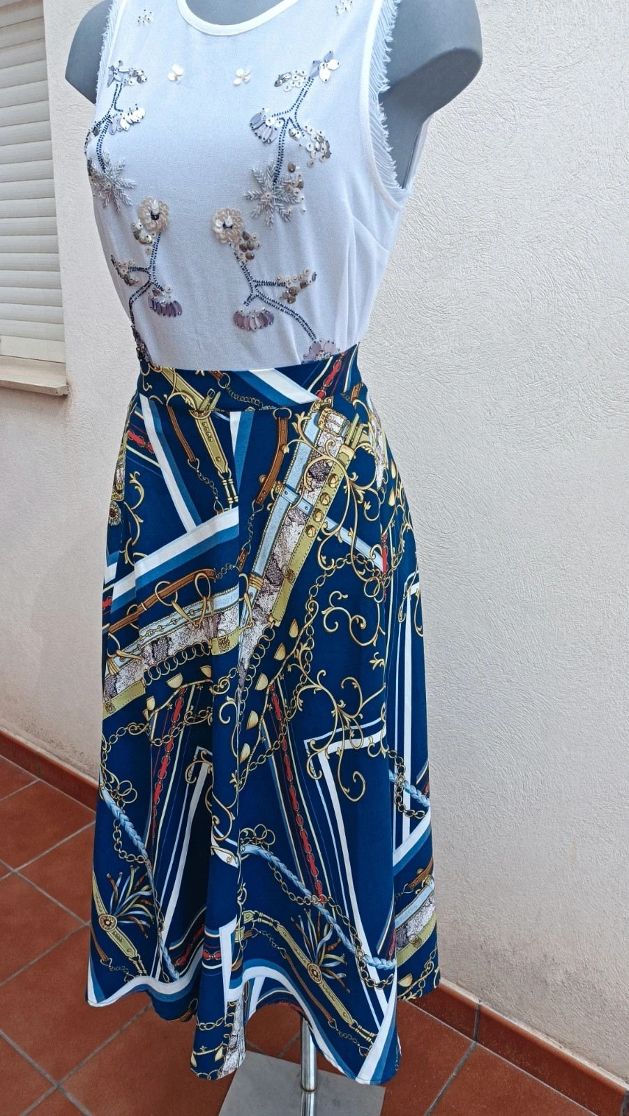 Falda Midi Estampada Cortefiel - Estilo Pañuelo 🌈 – Cortefiel – taille M / 38 / 10 3