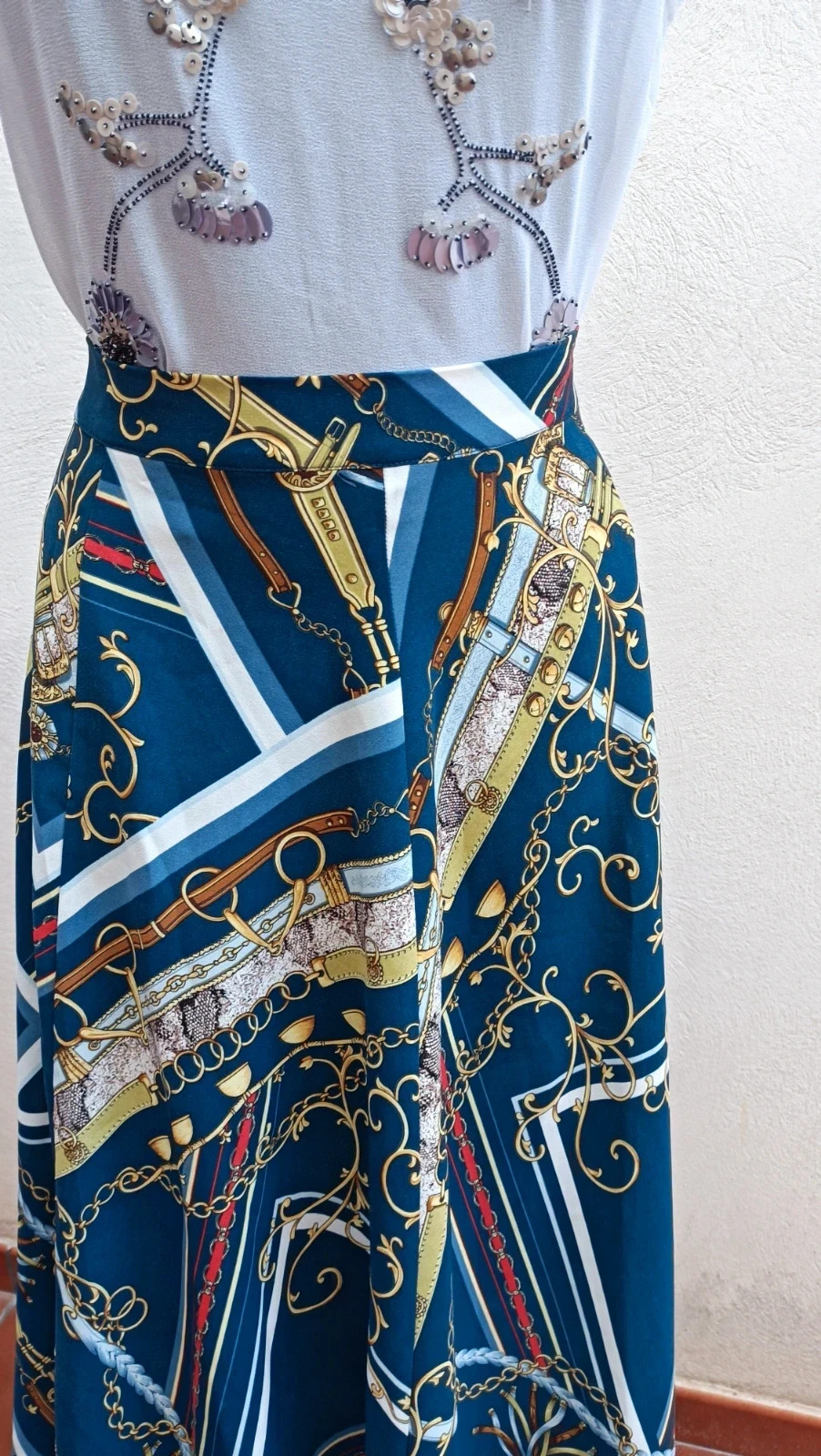 Falda Midi Estampada Cortefiel - Estilo Pañuelo 🌈 – Cortefiel – taille M / 38 / 10 4