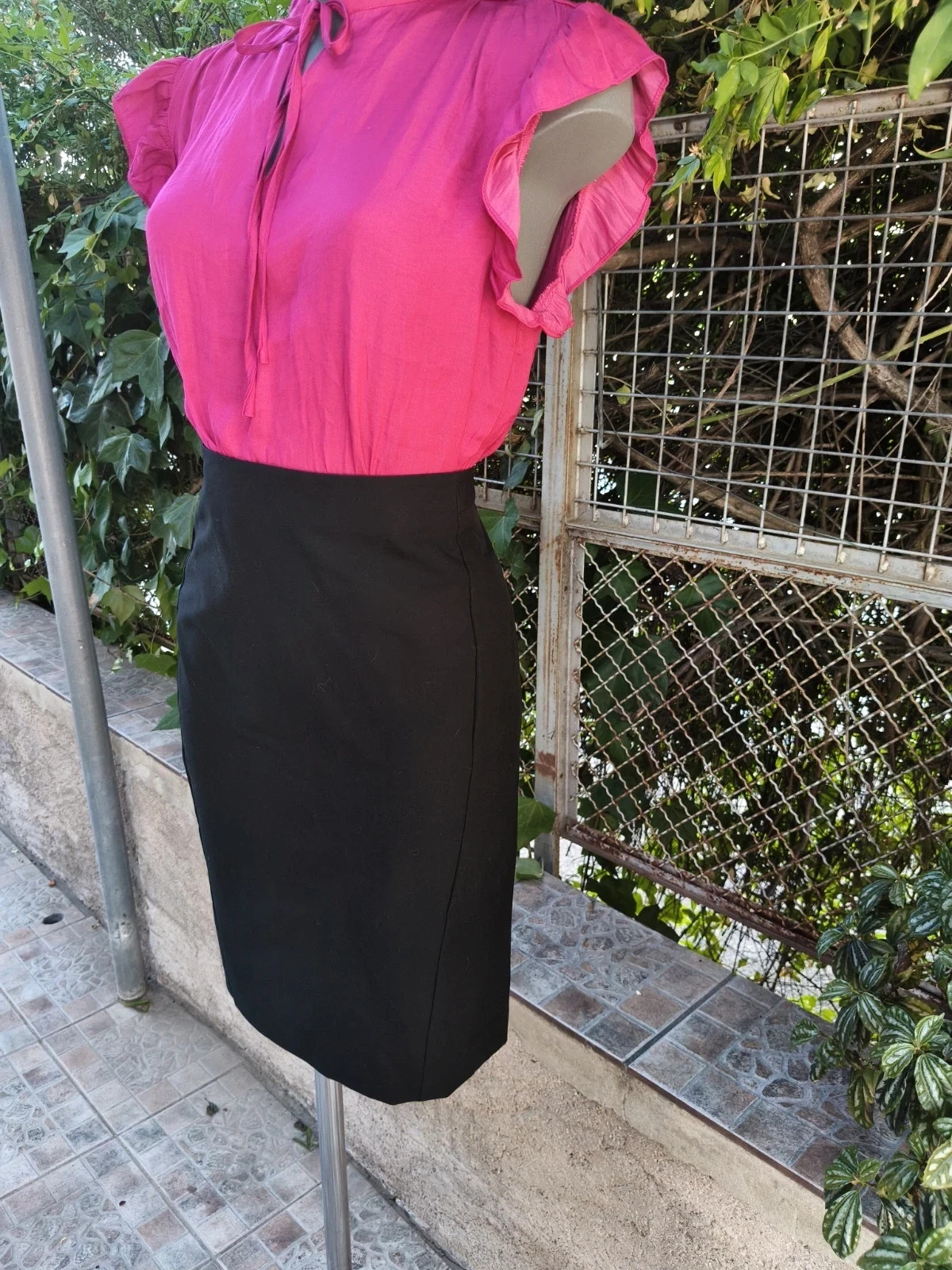 Falda de tubo negra Zara Basic 🌈 – Zara – taille M / 38 / 10 4