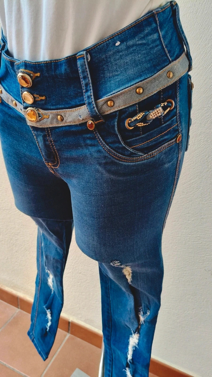 Vaqueros Rotos Lujuria Jeans - Efecto Push-Up - Talla 10 🌈 – lujuria jeans – taille M / 38 / 10 4