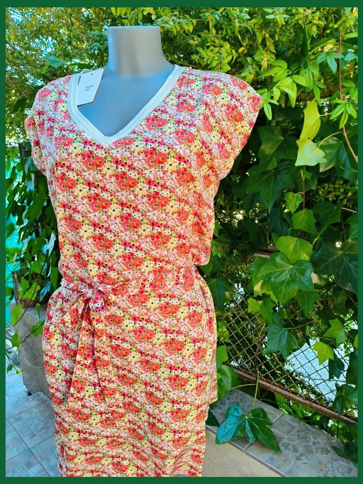 Vestido Playero Floral con Detalle Lurex (Talla M/L) 🌈 – By One – taille M / 38 / 10 5