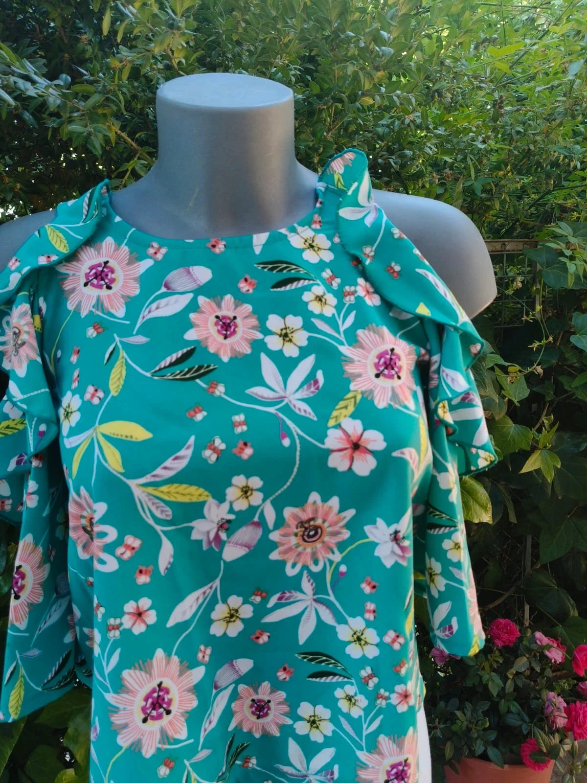 Blusa de Flores con Hombros Descubiertos - Morgan de Toi (Talla 36) 🌈 – Morgan – taille S 2