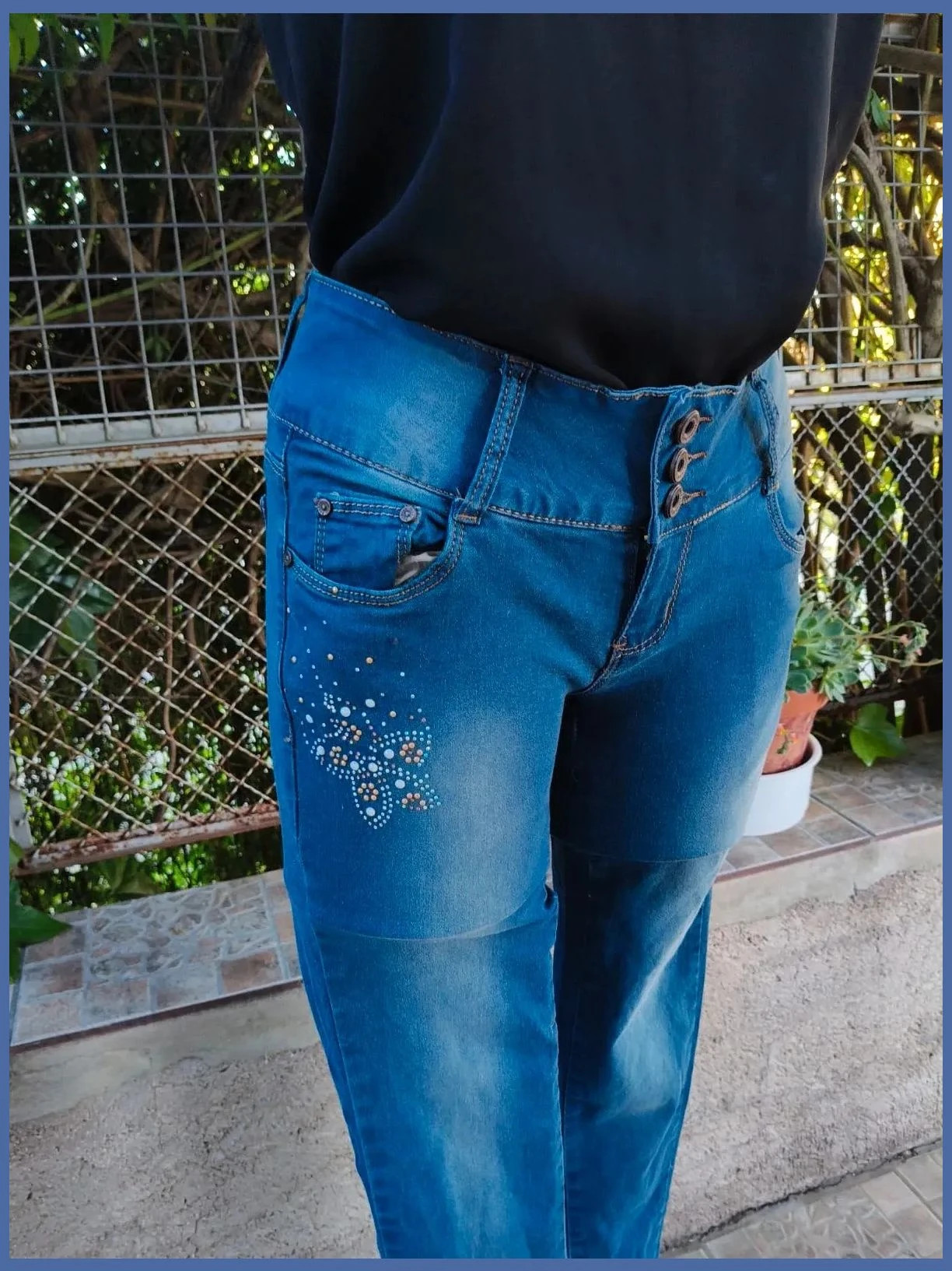 Vaqueros pitillo de tiro alto con detalles brillantes 🌈 – El Vaquero – taille S / 36 / 8 4