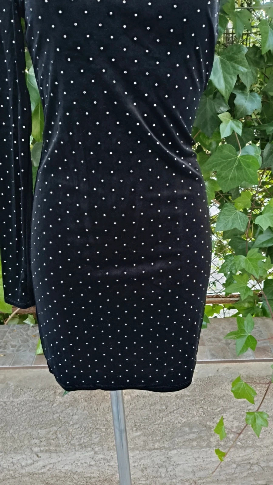 Vestido Negro Terciopelo Asimétrico con Cristales - Mango 🥭 – Mango – taille M / 38 / 10 5