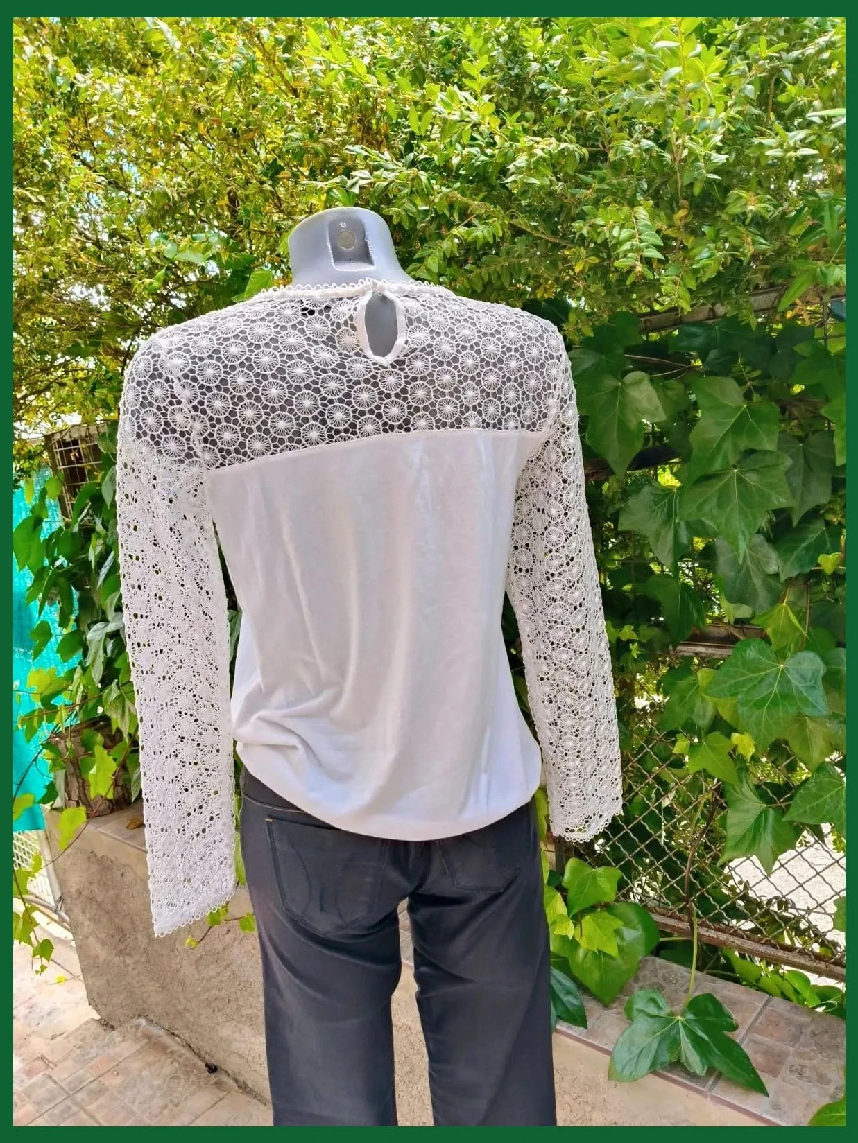 Blusa blanca romántica con encaje de Etam (Talla S) 🌈 – Etam – taille S / 36 / 8 5