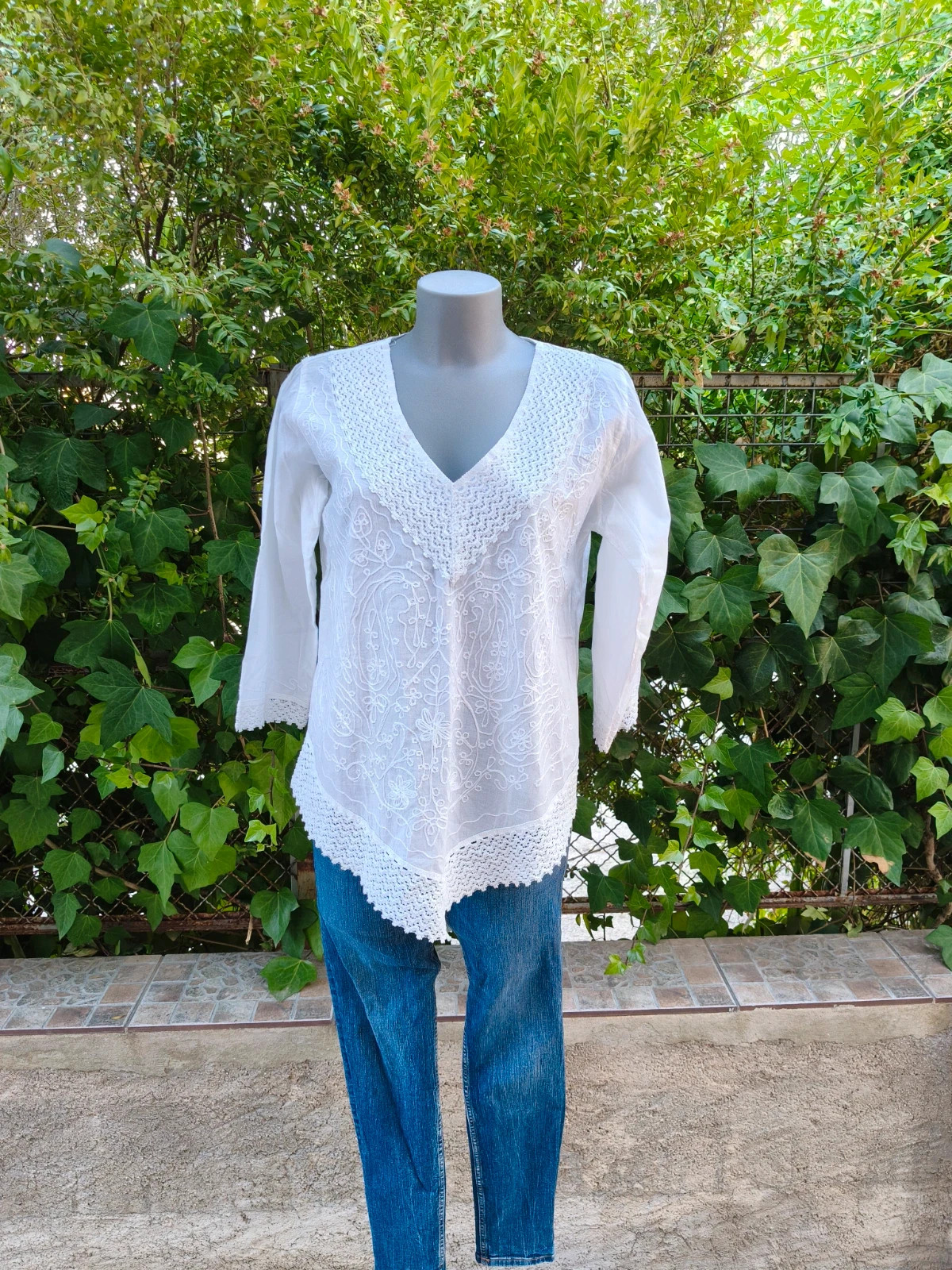 Preciosa Blusa Ibicenca Blanca con Bordados y Encaje - Talla M 🌈