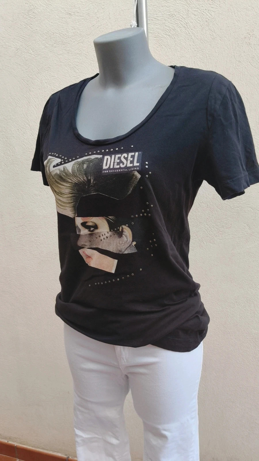 Camiseta Diesel con Gráfico Artístico y Tachuelas 🌈 – Diesel – taille M / 38 / 10 3