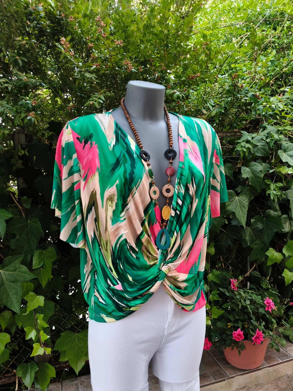 Blusa fluida estampada con nudo delantero 🌈 – Boutique De La Femme – taille L / 40 / 12 2