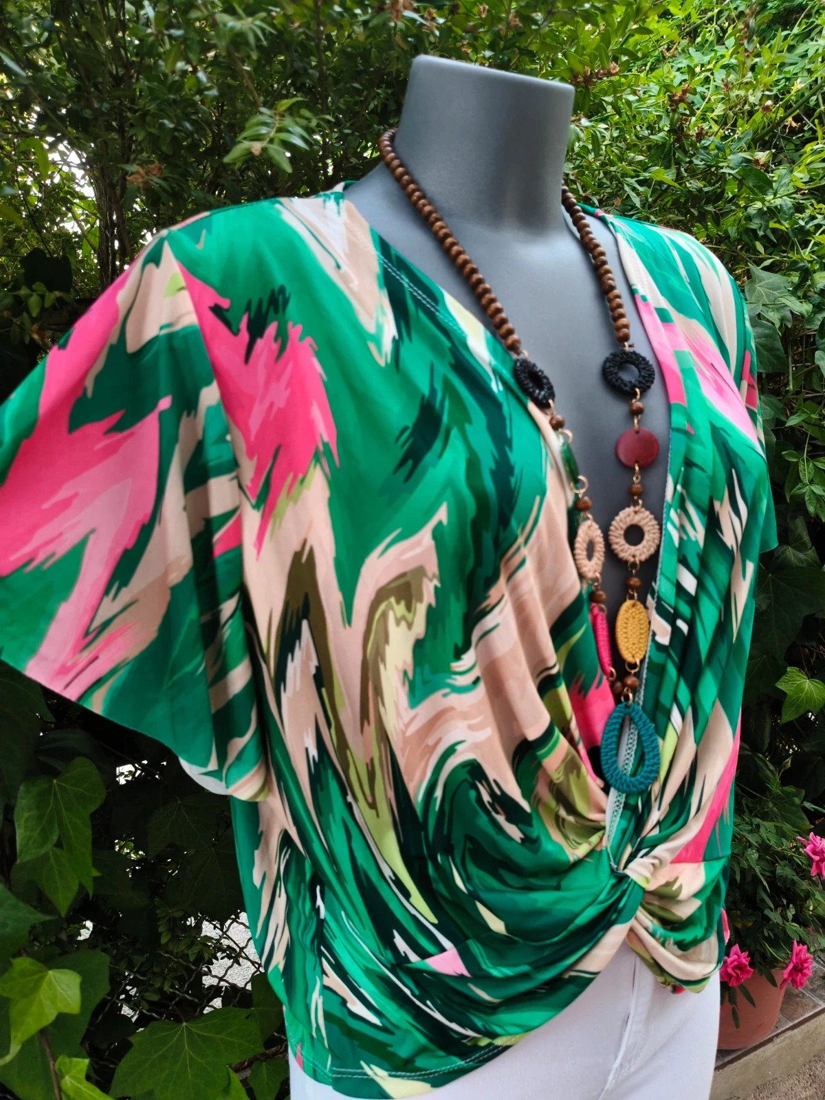 Blusa fluida estampada con nudo delantero 🌈 – Boutique De La Femme – taille L / 40 / 12 4