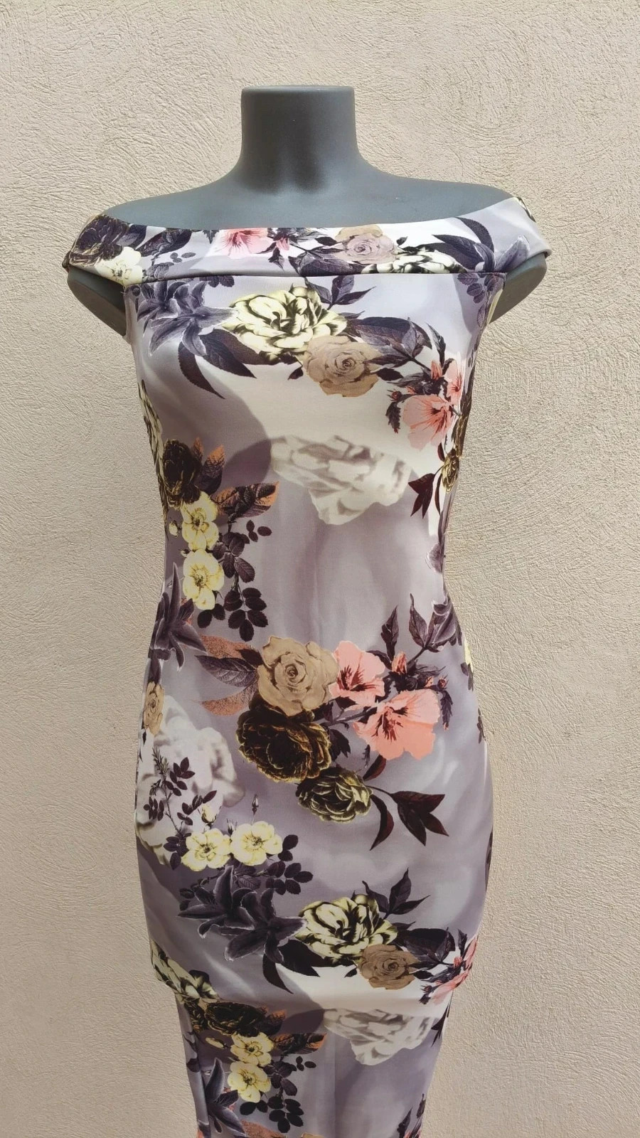 Vestido ajustado floral Boohoo Night - Cuello barco / Off-the-shoulder - Talla S (36) – Boohoo – taille S / 36 / 8 2