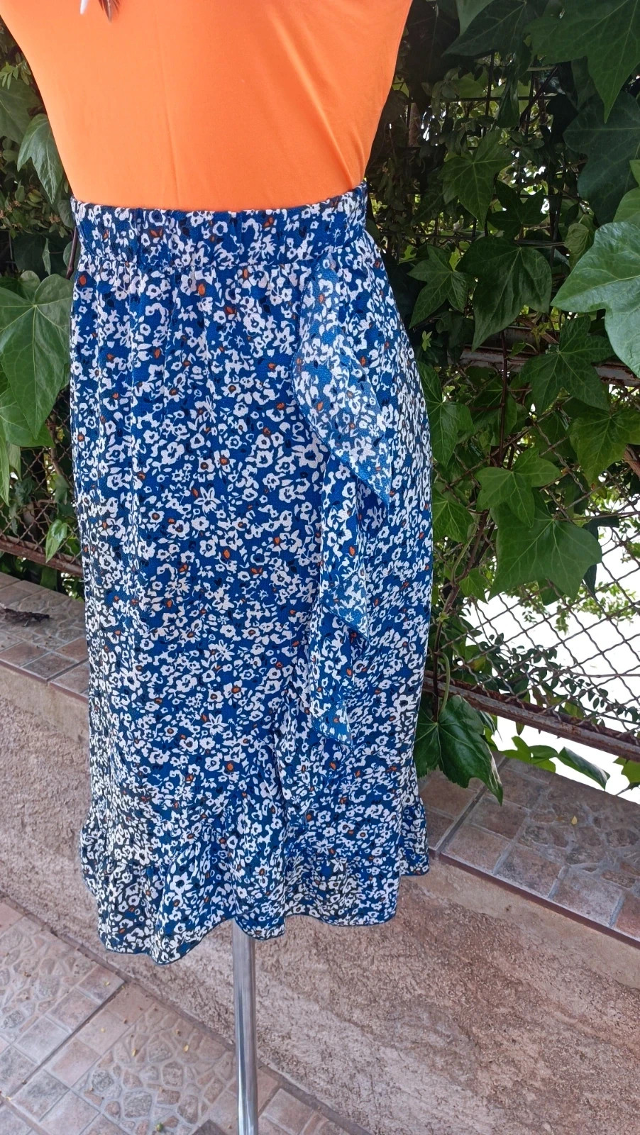 Falda Midi Floral Azul con Volantes - Ideal Verano🌈 – Casual LADIES – taille L / 40 / 12 3