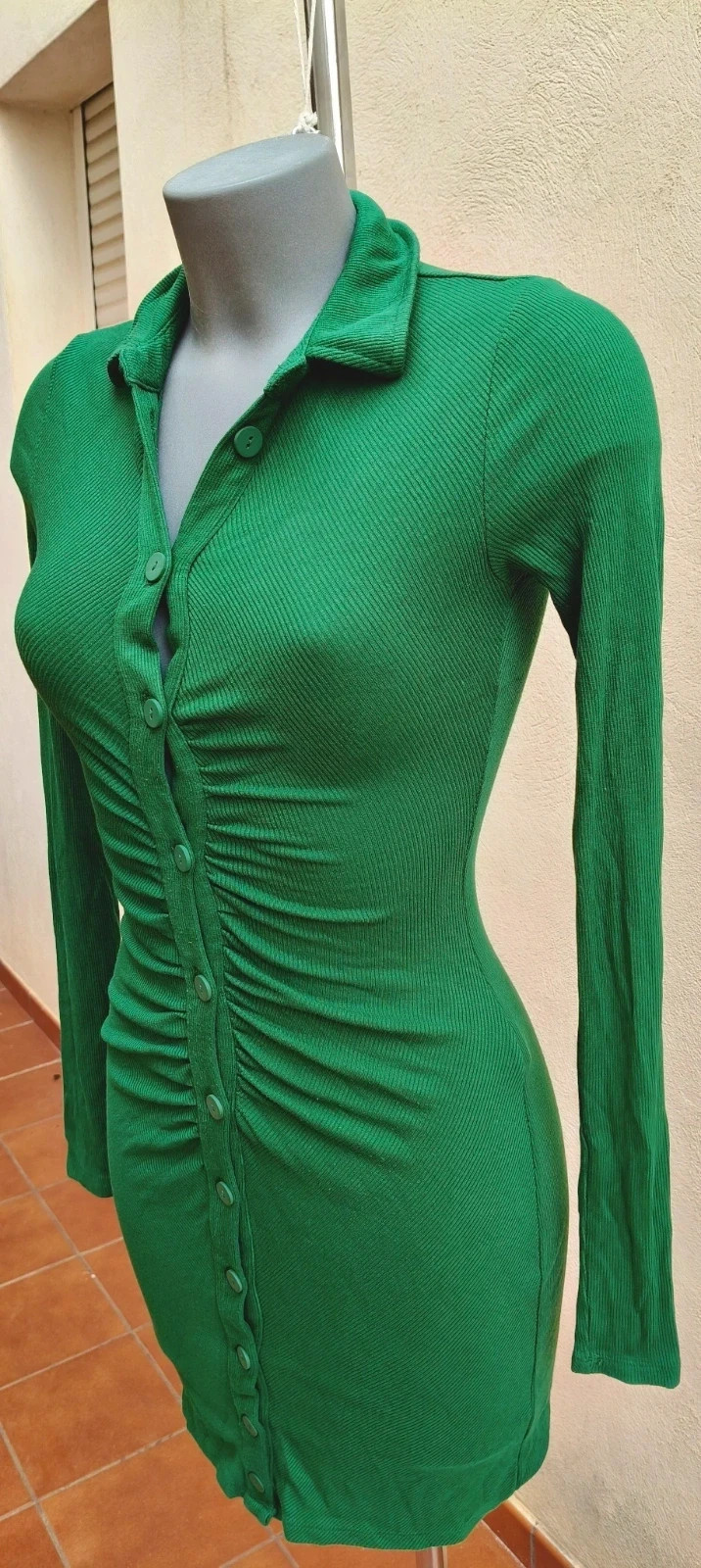 Vestido Ajustado de Punto Rib – Verde Esmeralda 🌈 – Stradivarius – taille S / 36 / 8 3