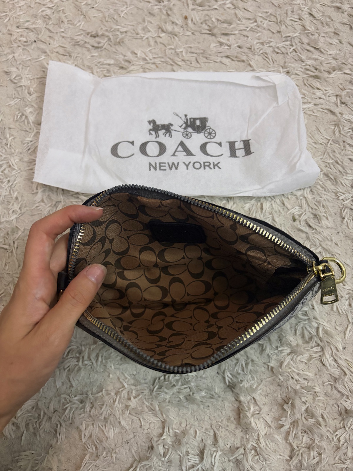 Sac bandoulière gris/noir à strass – chaîne dorée + dragonne – Pas de marque – taille Taille unique 3
