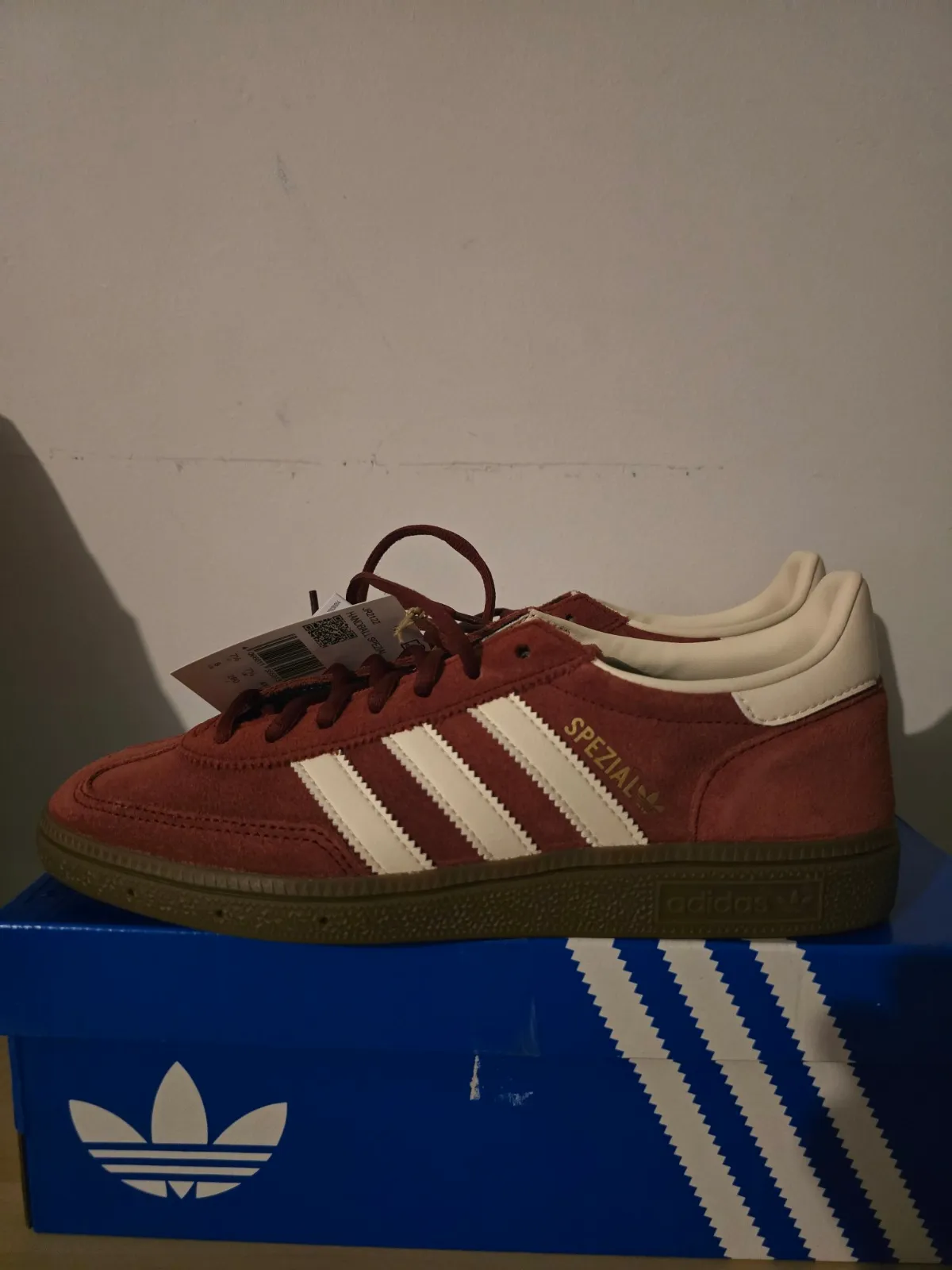 Adidas spezial handball taille 41 1/3