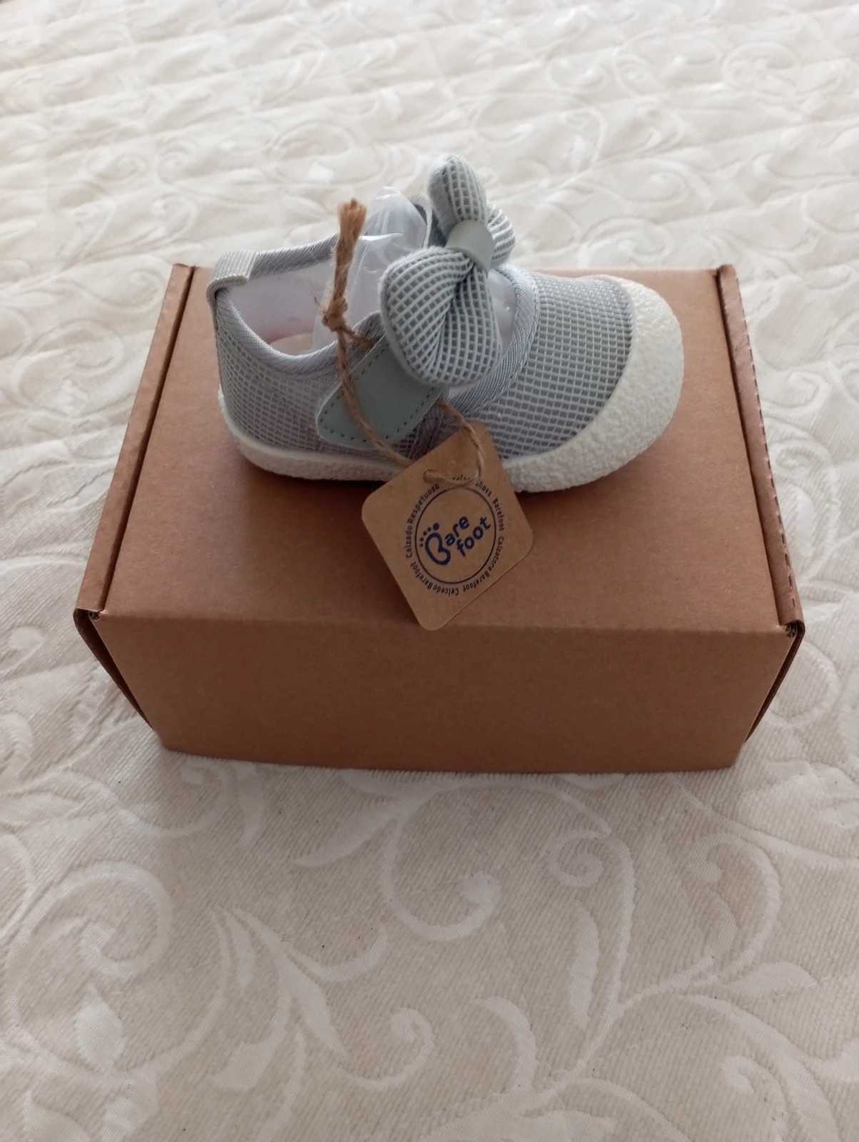 Zapatillas Barefoot bebé grises con lazo Calzado respetuoso Primeros pasos talla 21 – Bubble Kids – taille 21 2