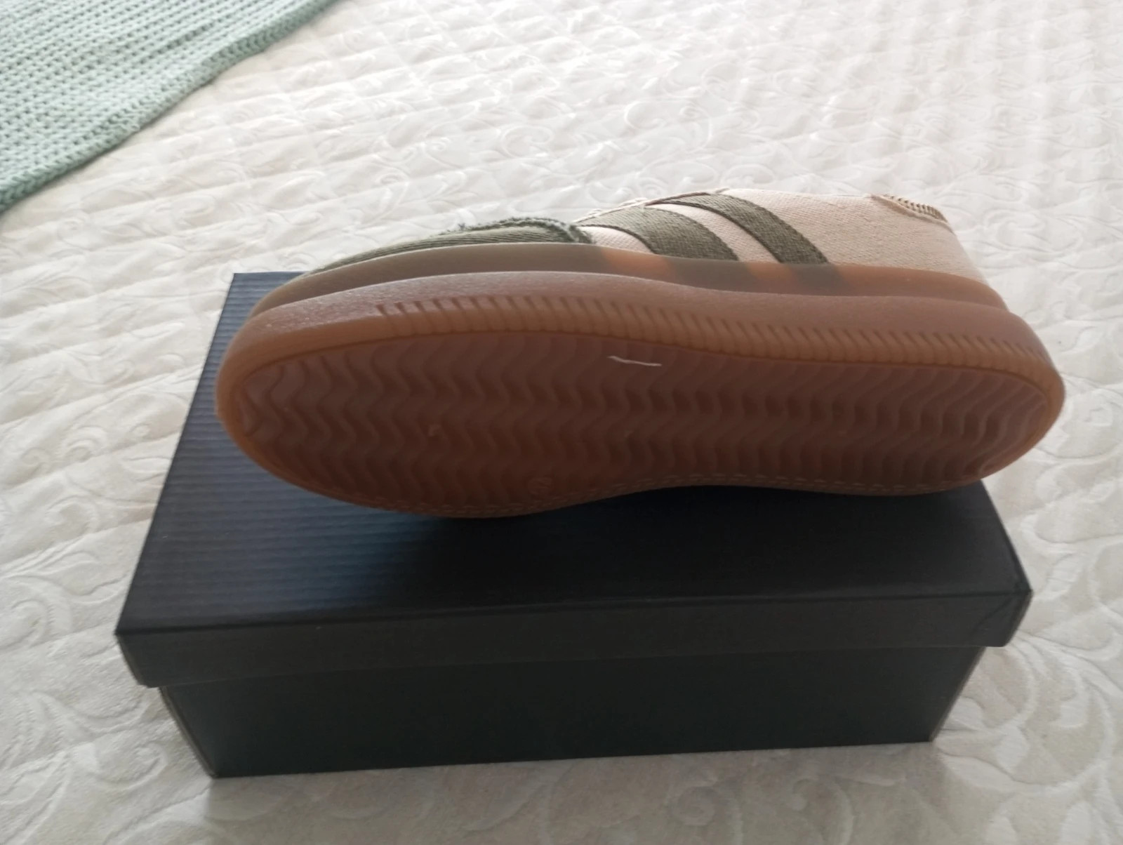 Zapatillas estilo retro lona beige/verde suela caramelo – nuevas – look vintage premium talla 36 – Beige – taille 36 3