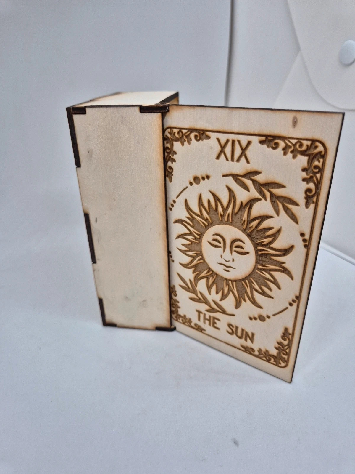 Boite arcane solaire 4