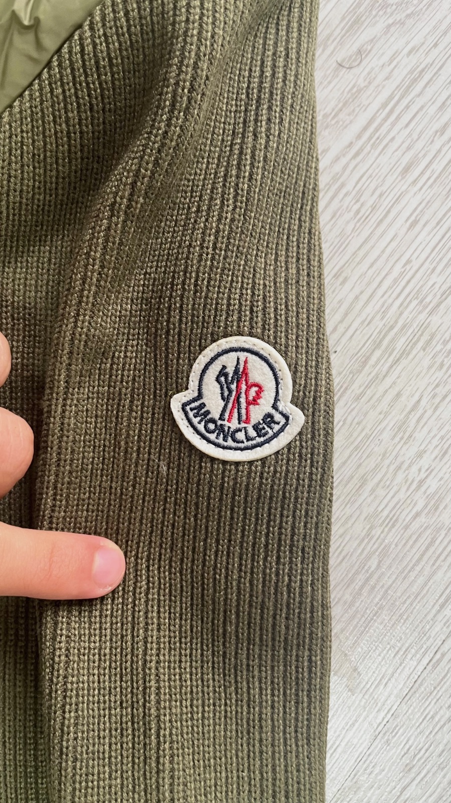 Cardigan moncler neuf avec étiquette taille M  – Moncler – taille M 3