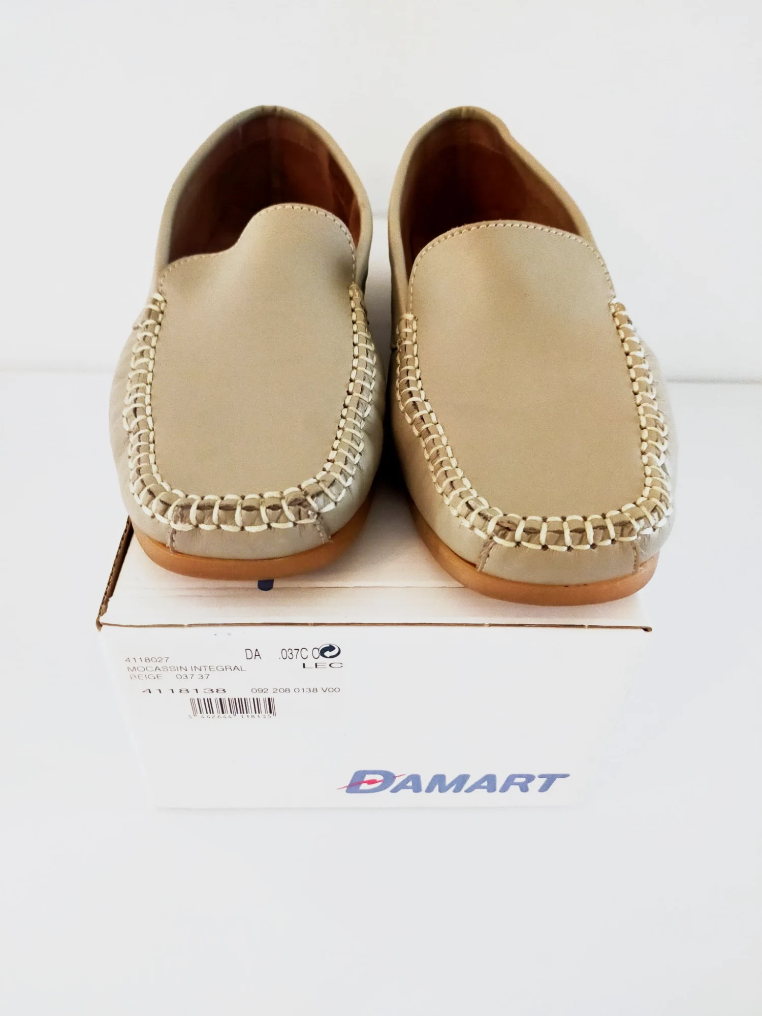 Mocassins Damart neuf taille 37