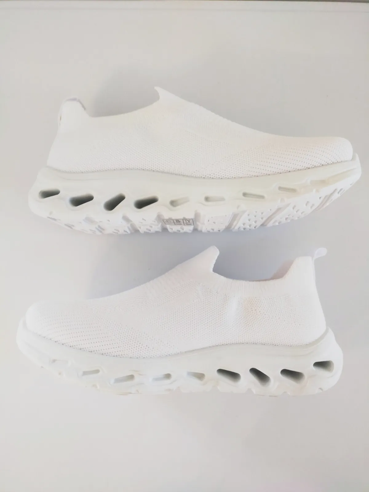 Sneakers respirante neuves Burton of London taille 41  – Burton of London – taille EU 41 2