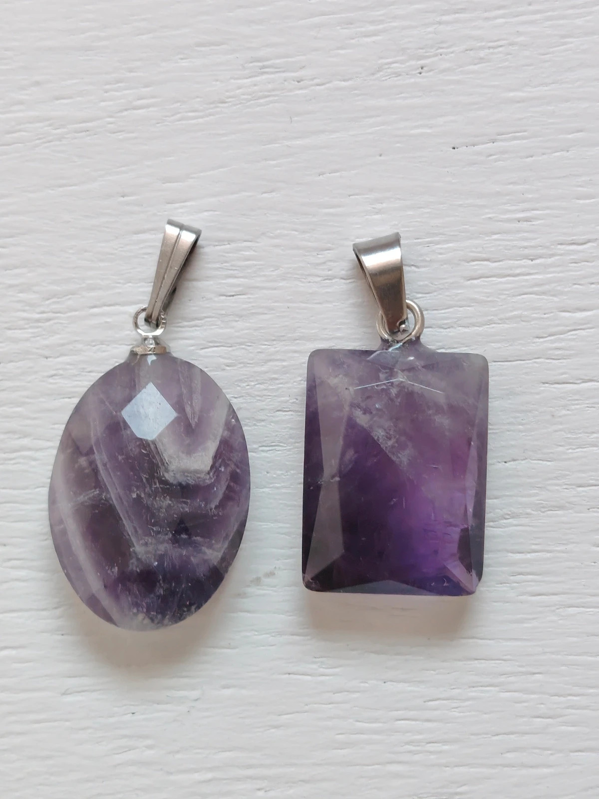 2 pendentifs améthyste naturelle ovale facetté chevron et rectangle facetté
