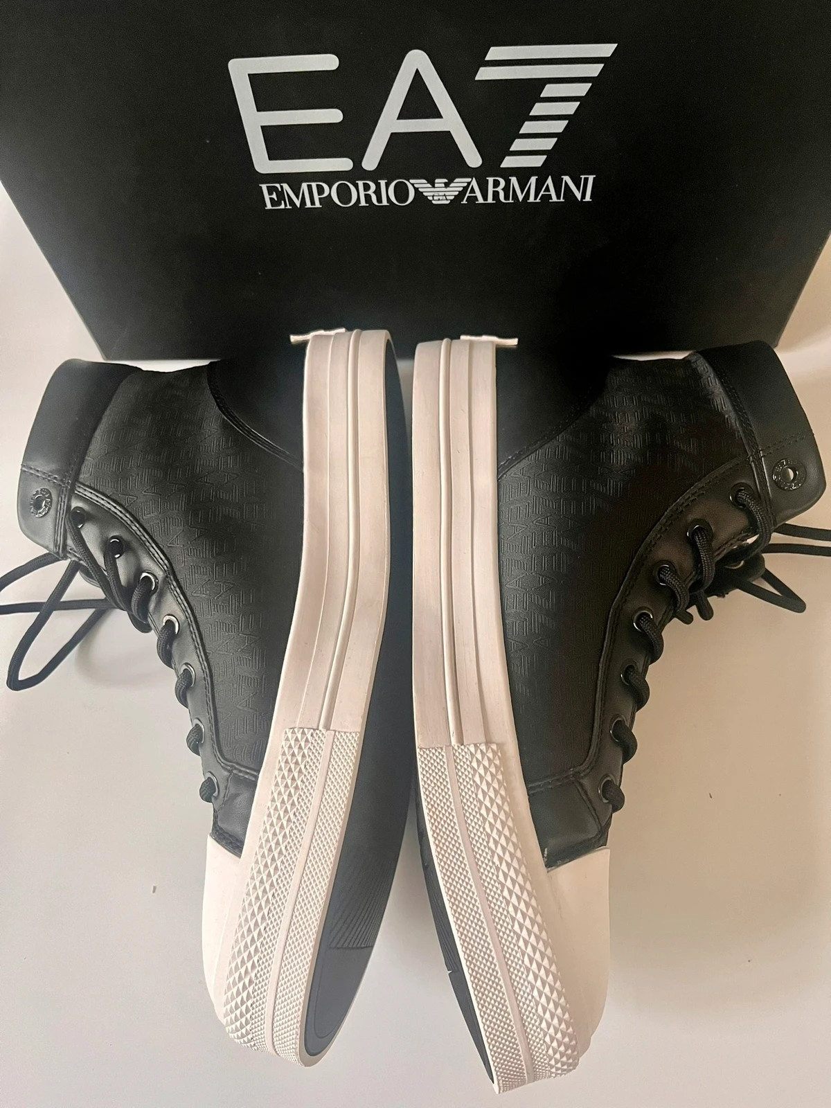 baskets montantes Emporio Armani noir et blanc taille (40) – Emporio Armani – taille 40 2