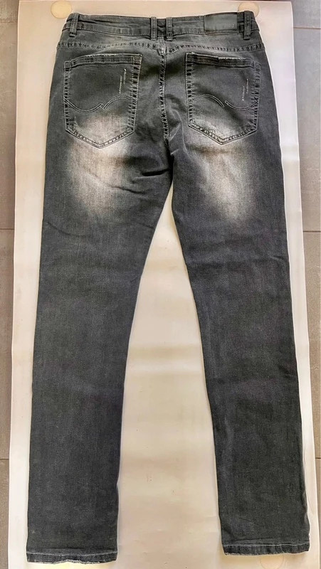 Jeans slim gris délavé vendu avec trous naturel taille (33) – edo jeans – taille M 2