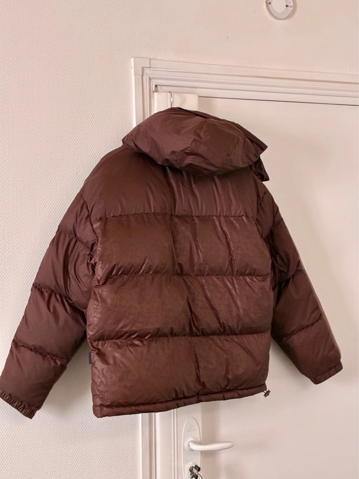 Doudoune Ellesse marron avec reflet taille M (authentique) – Ellesse – taille M / 38 / 10 3