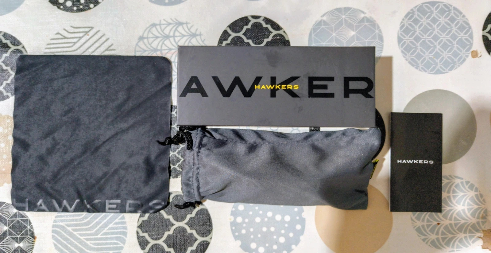 Hawkers Shield Sunglasses – Black Metal Frame | Smoke Lenses | Unisex | Excellent Condition – Hawkers 4