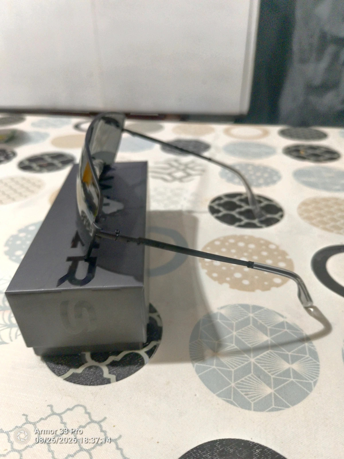 Hawkers Shield Sunglasses – Black Metal Frame | Smoke Lenses | Unisex | Excellent Condition – Hawkers 2