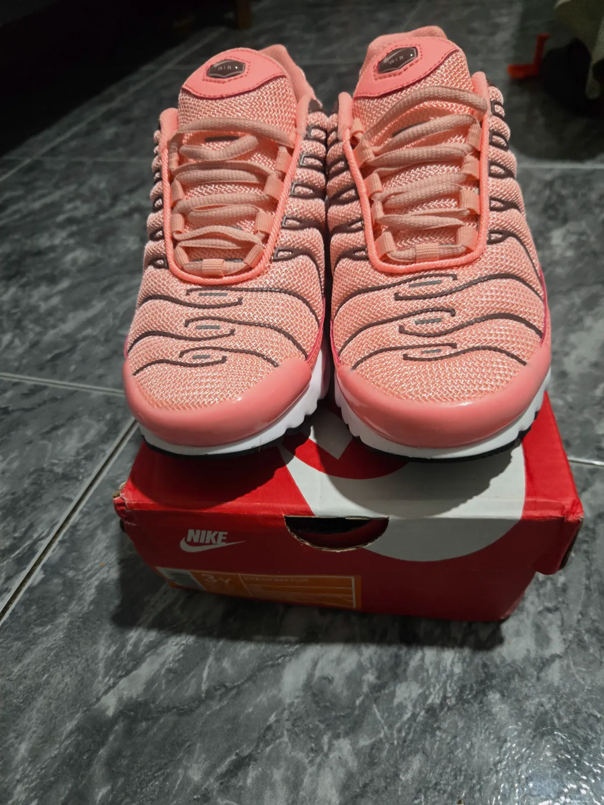 Nike Air Max Plus TN Coral Pink – Size EU 35 – Brand New – Nike – taille EU 35 2