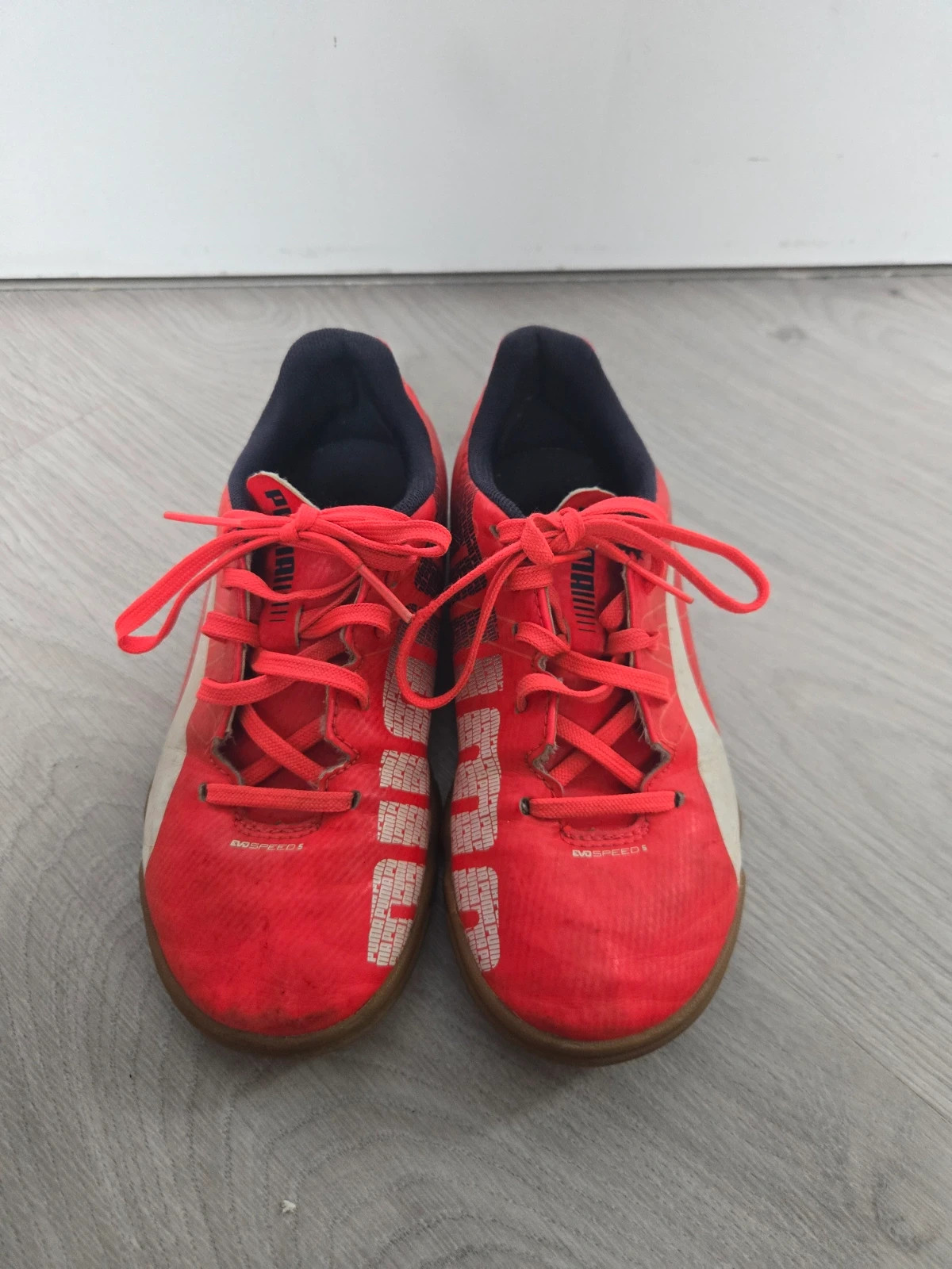 Chaussure/crampons de futsal puma rouge pour enfant en taille 32 – Puma – taille 32 2