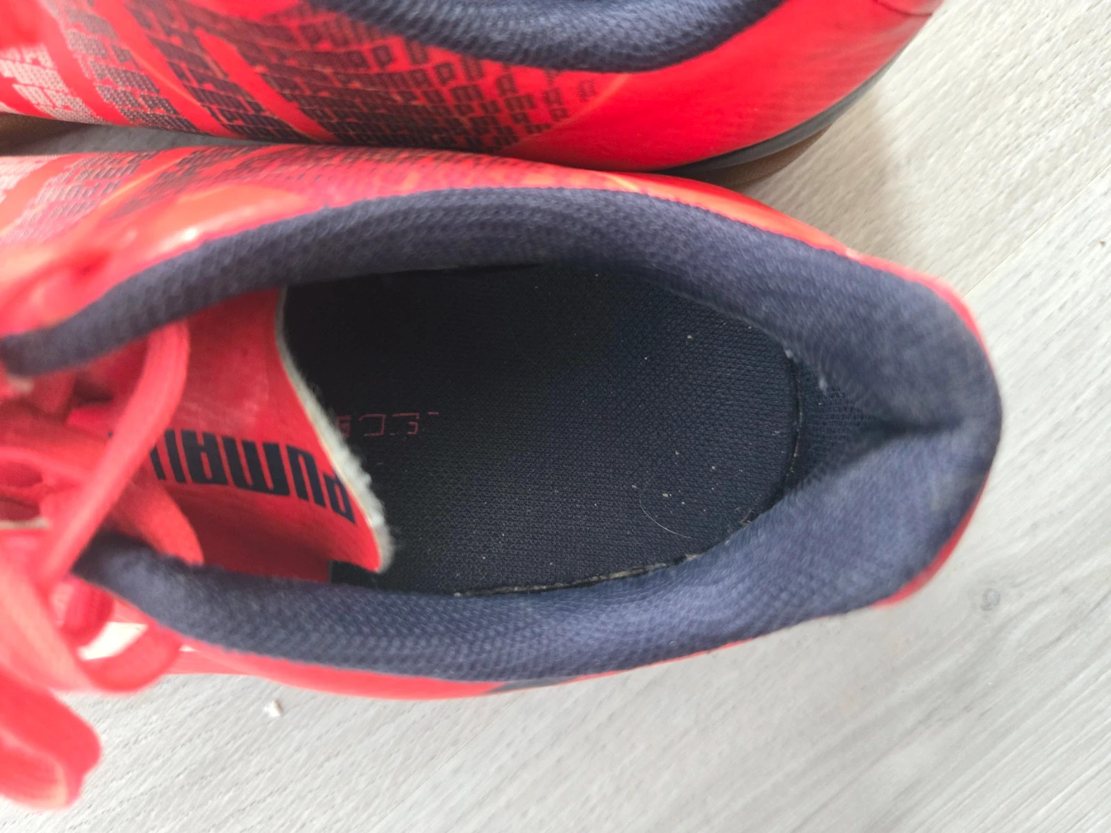 Chaussure/crampons de futsal puma rouge pour enfant en taille 32 – Puma – taille 32 5
