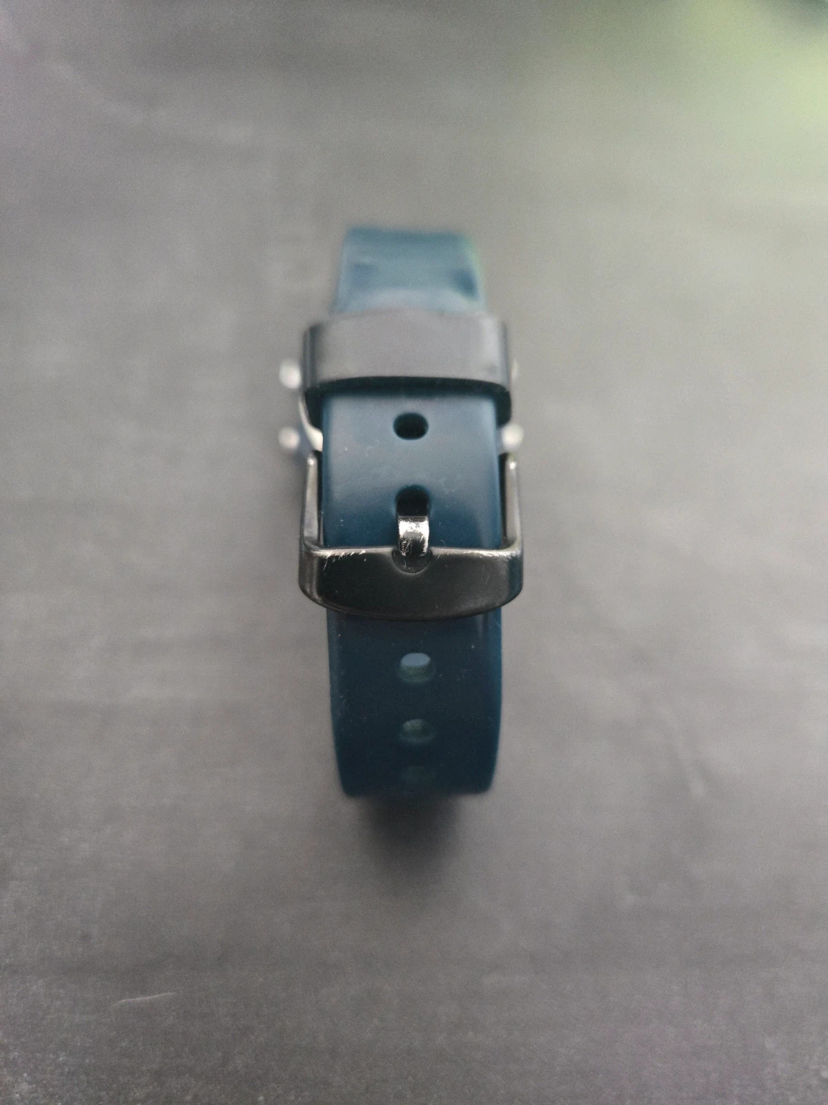 Montre Louis Pion avec bracelet abîmé – Louis pion – taille 30–38 mm 4