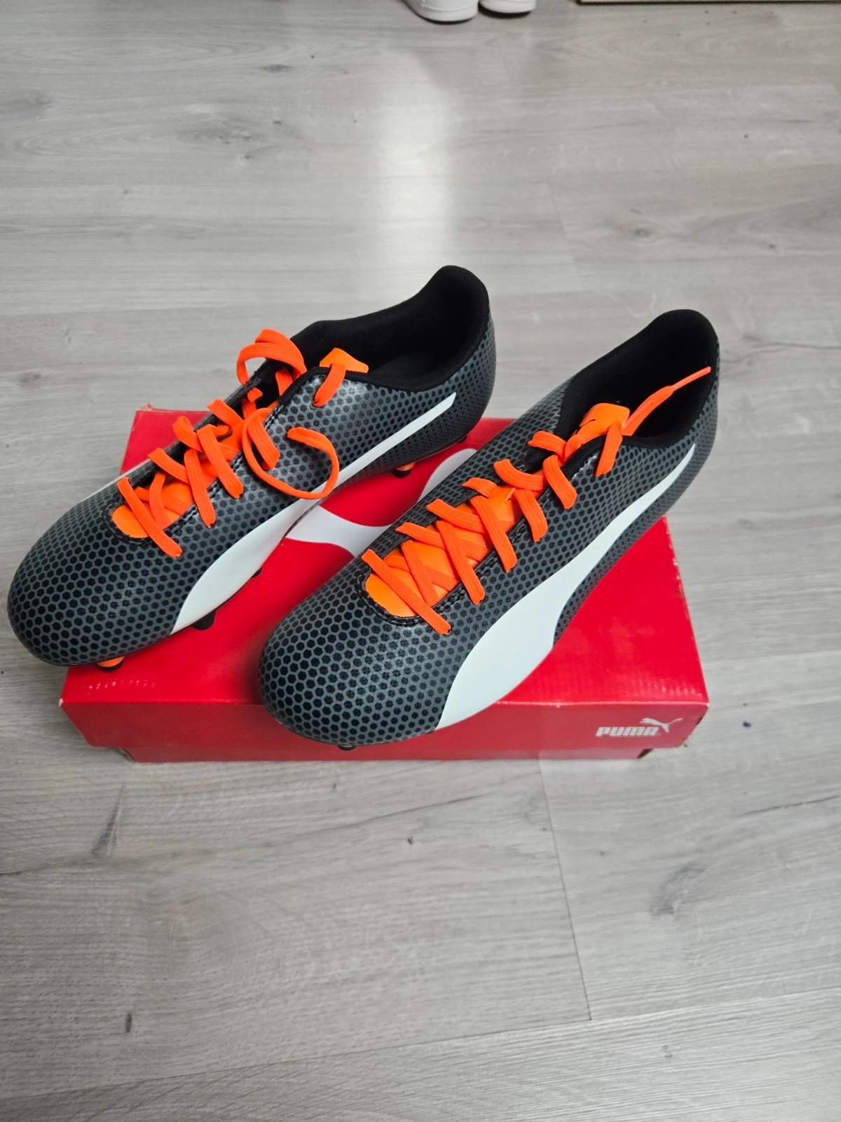 Crampons de football Puma Spirit FG Taille 42 Neufs avec boîte – Puma – taille 42 4