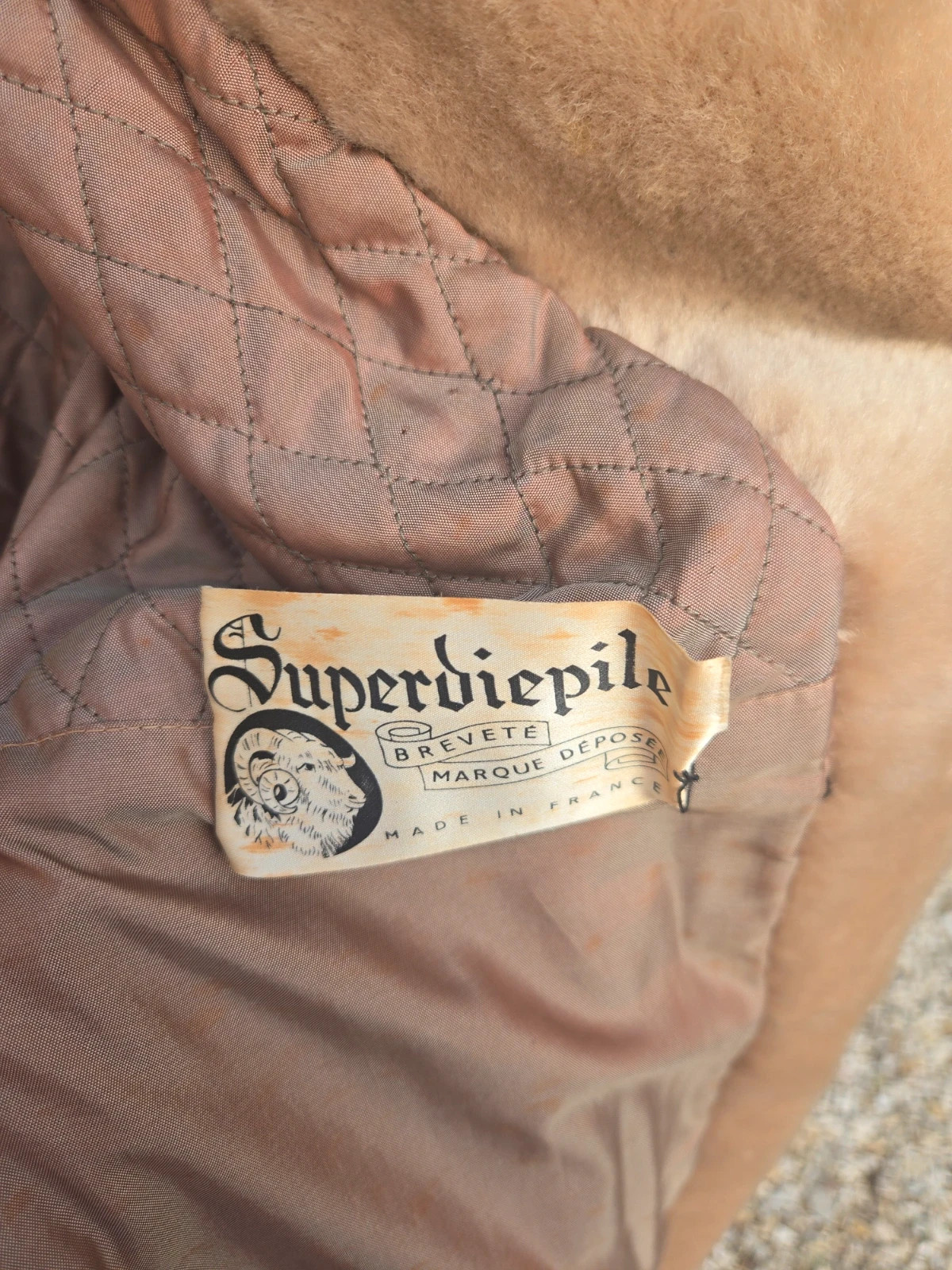 Manteau vintage Superliperil Made in France peau lainée beige rétro – superliperil – taille Taille unique 3