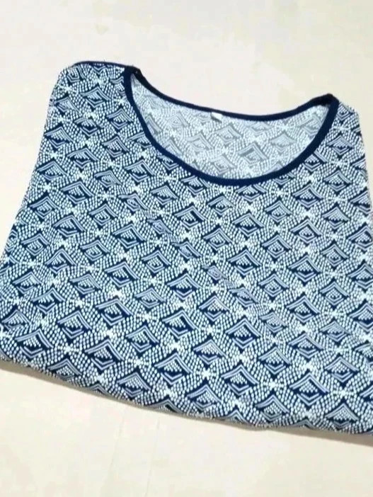 Blouse femme L bleu marine blanc imprimé graphique manches nouées 3/4 fluide chic – Tendance – taille XL / 42 / 14 2