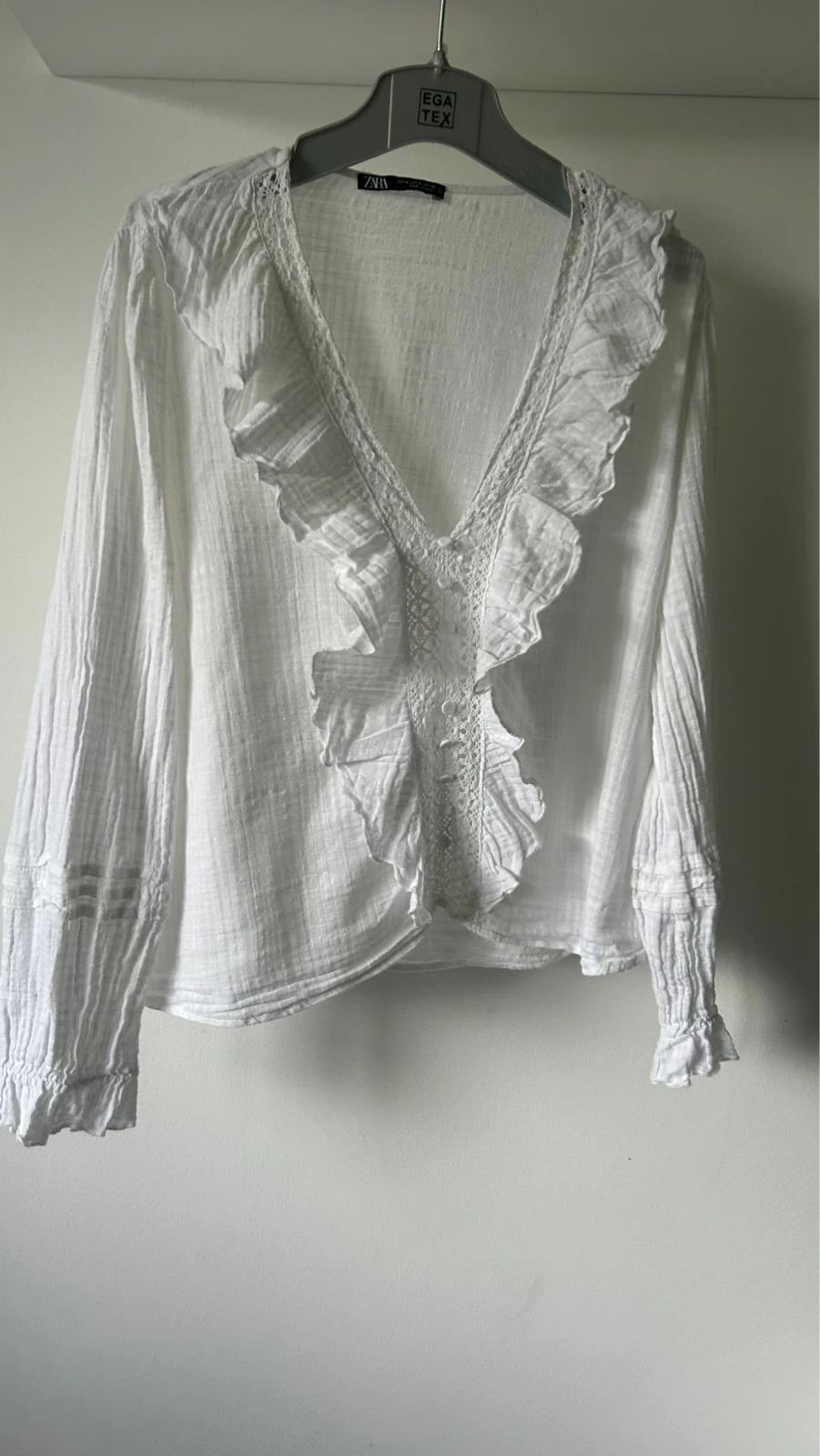 Blusa blanca Zara
