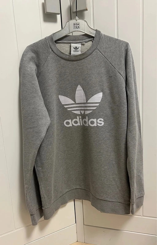 Sudadera Adidas gris