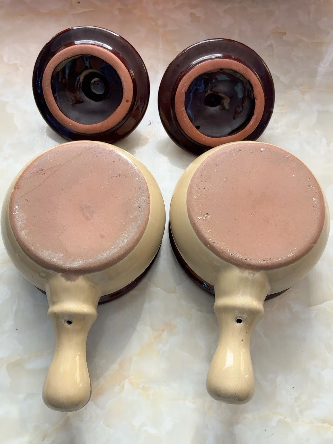 Set de 2 cazuelitas de cerámica con tapa 5