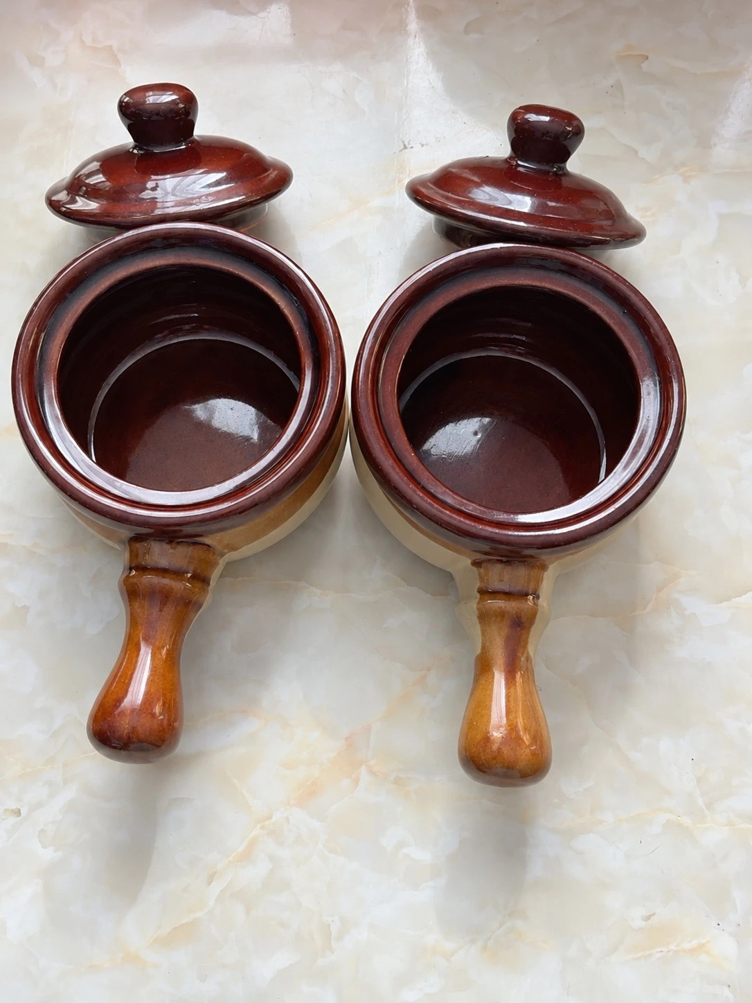 Set de 2 cazuelitas de cerámica con tapa 2