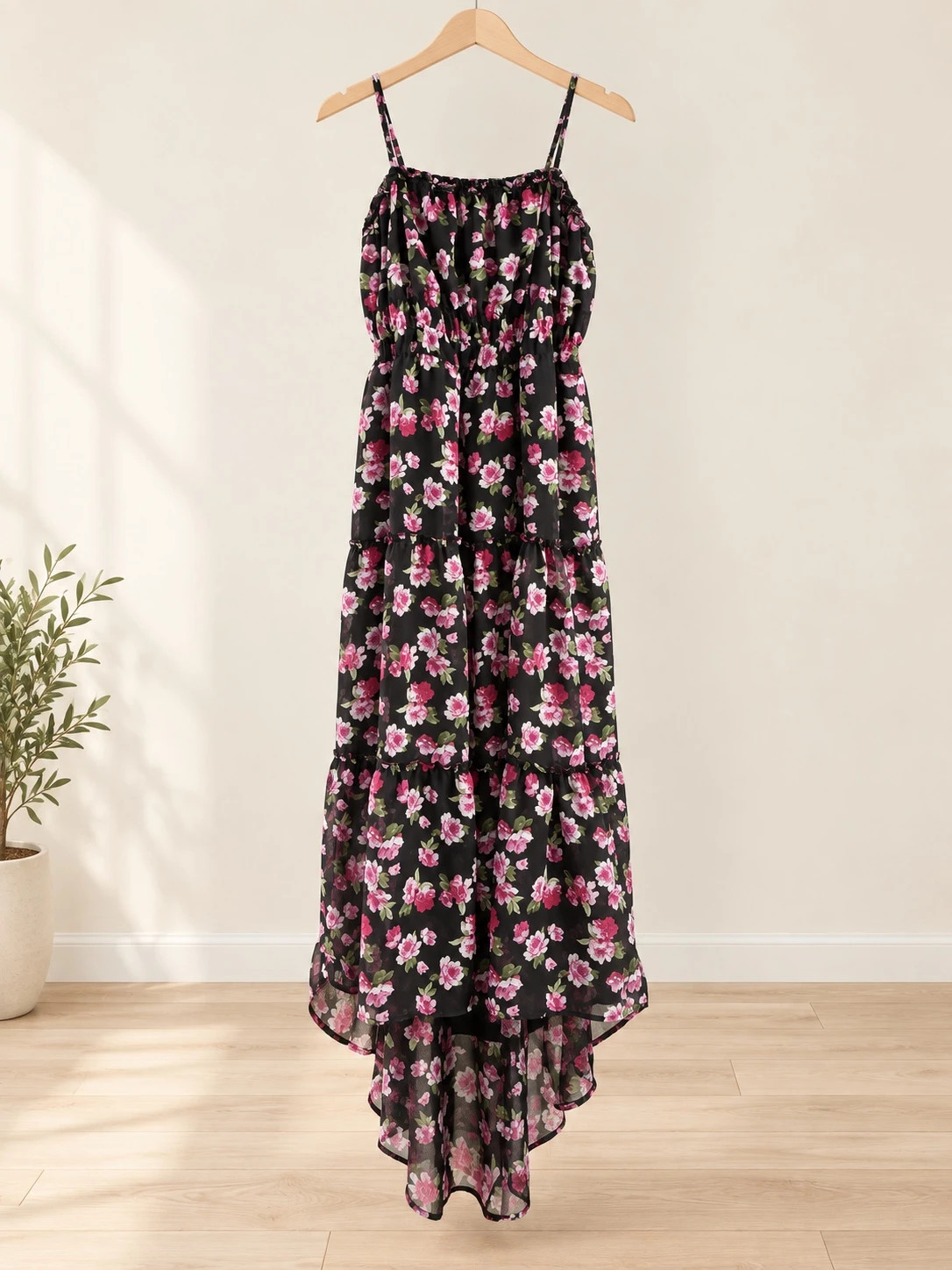 No Boundaries Black Floral High-Low Maxi Dress – Juniors L (11–13)