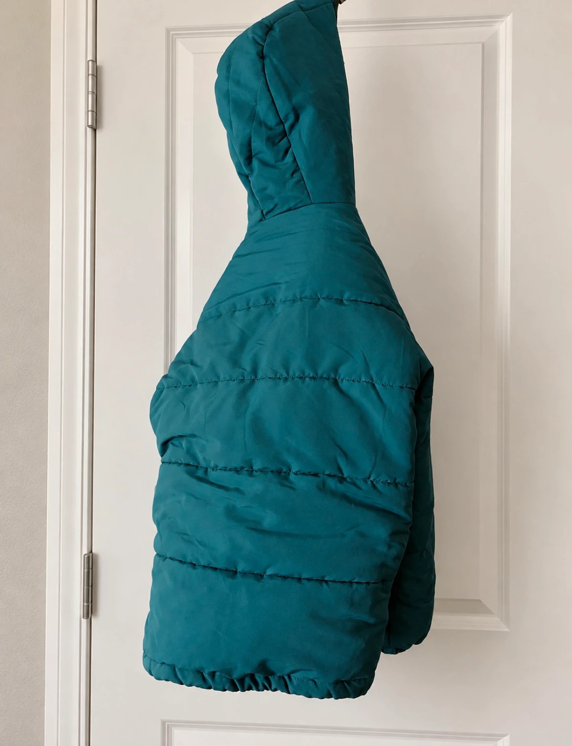 Chaqueta acolchada con capucha – taille 18 2